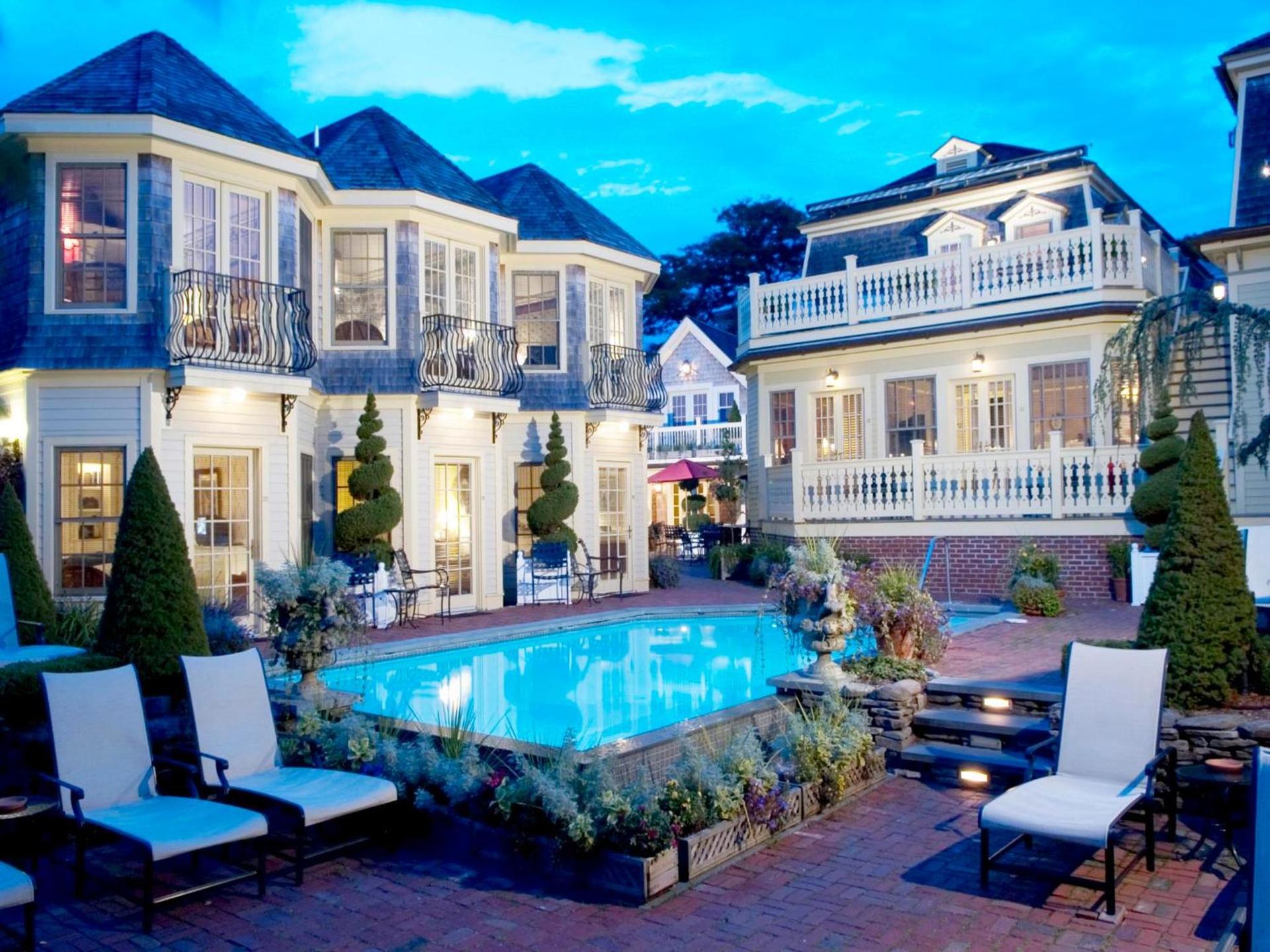 Brass Key Guesthouse Adults Only photo 9
