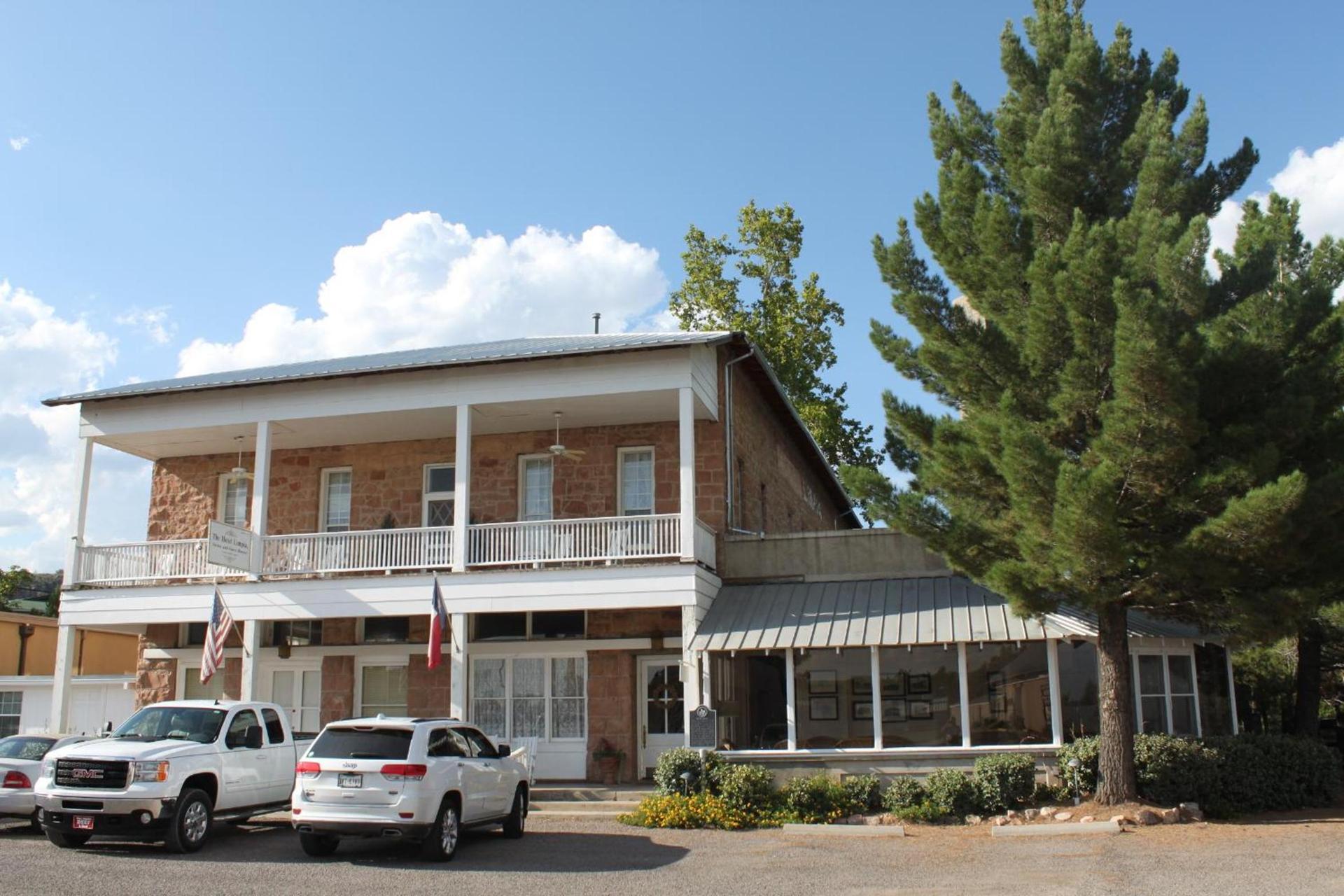 The Hotel Limpia photo 16