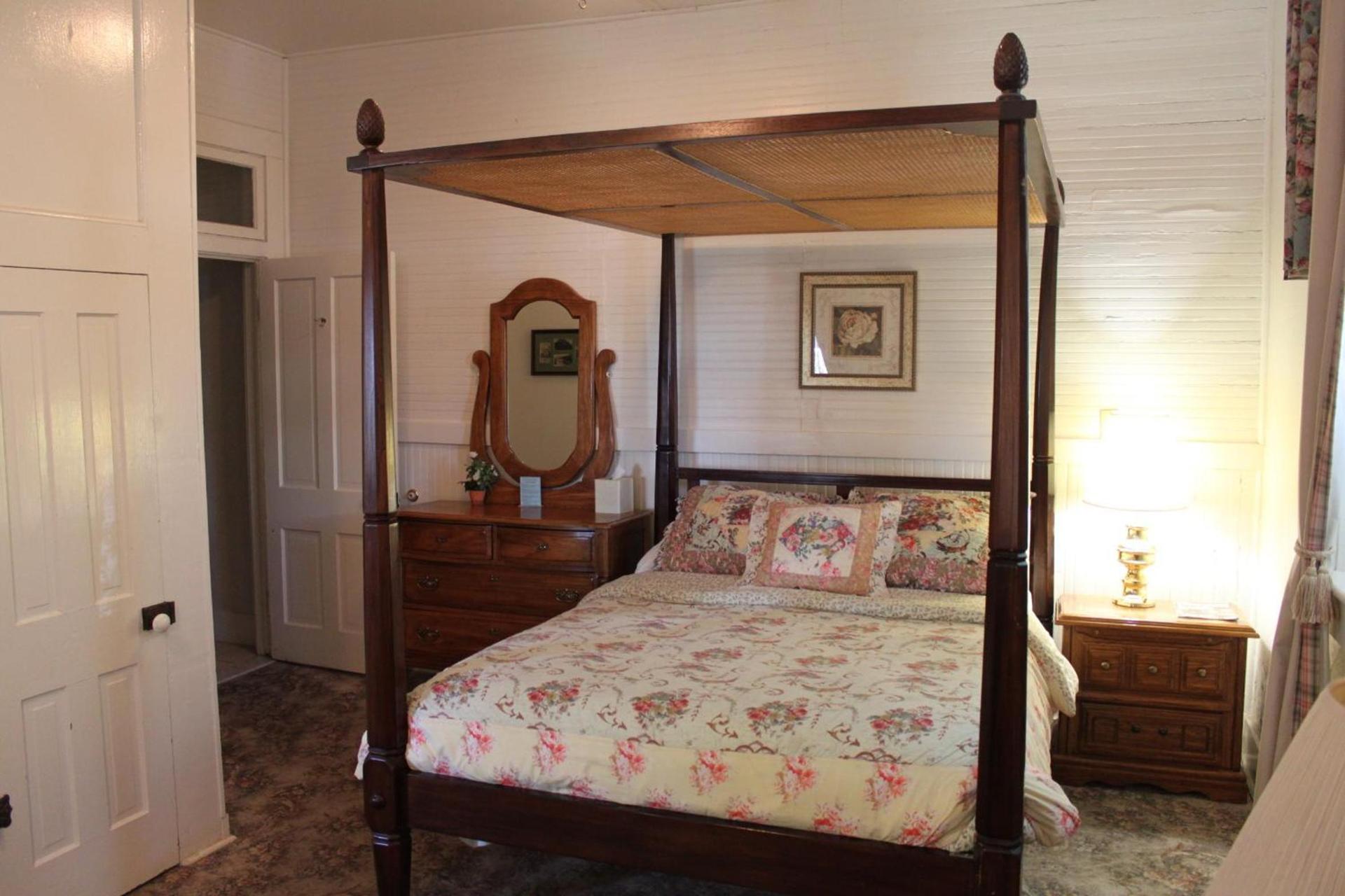 The Hotel Limpia photo 23