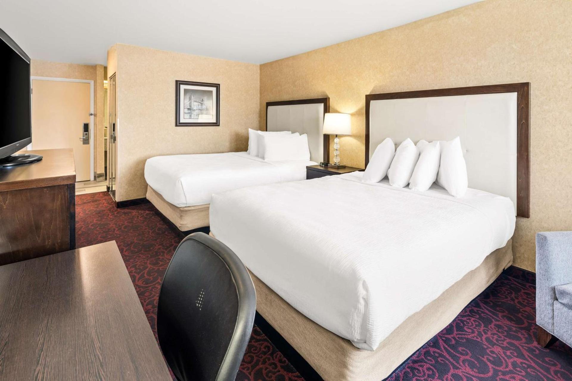 Best Western Coral Hills photo 20