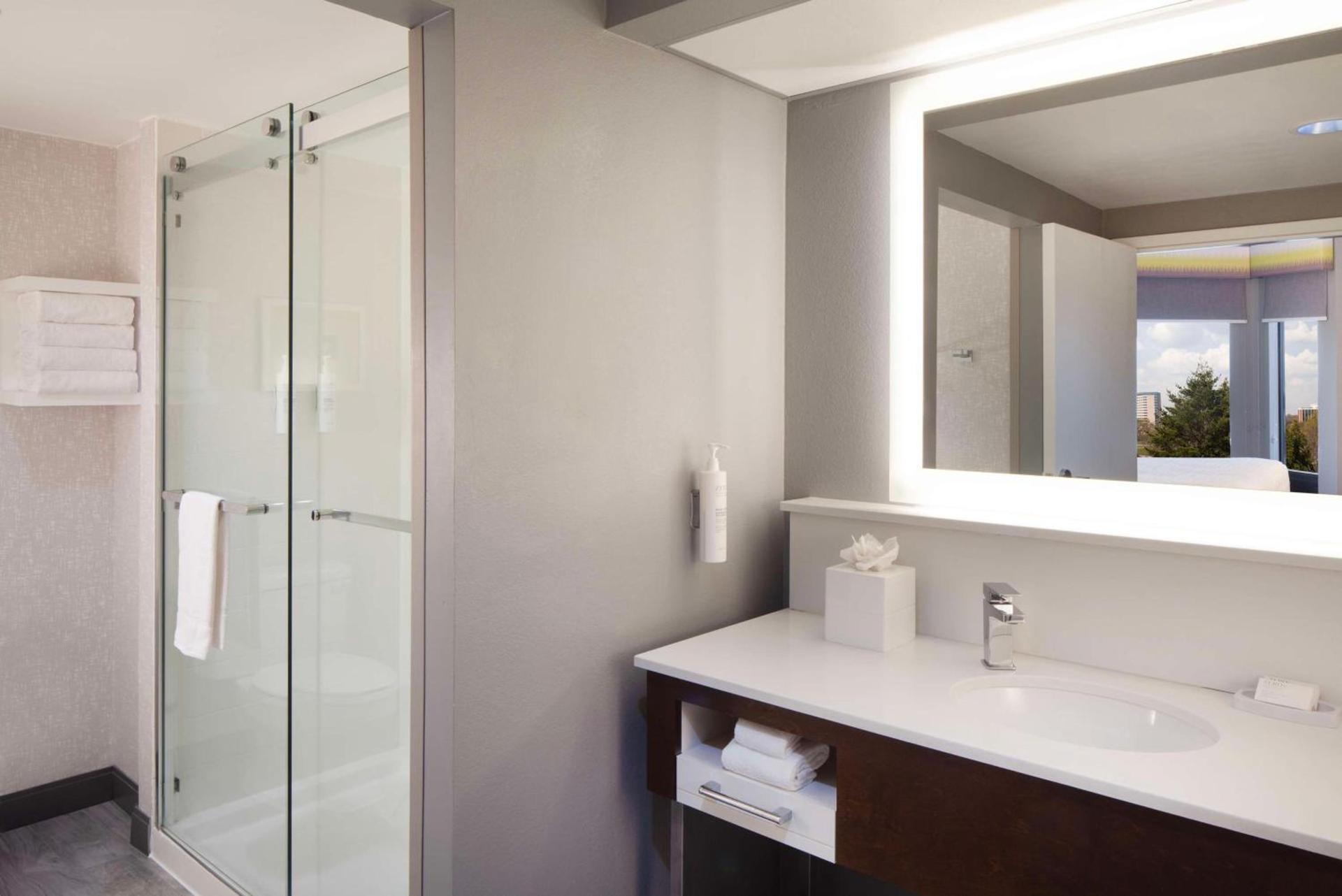 Hampton Inn & Suites-Atlanta Airport North-I-85 photo 29