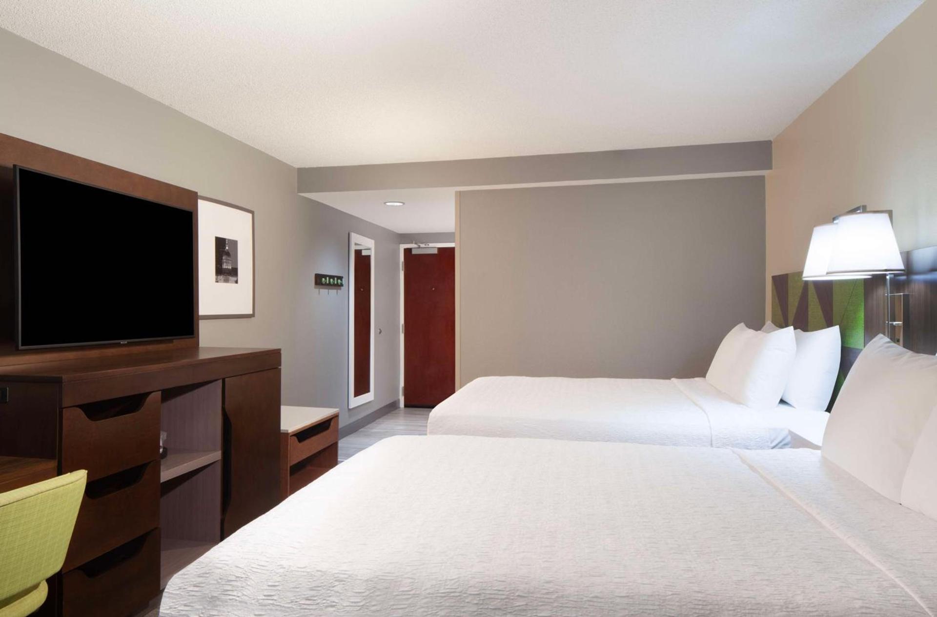 Hampton Inn & Suites-Atlanta Airport North-I-85 photo 32