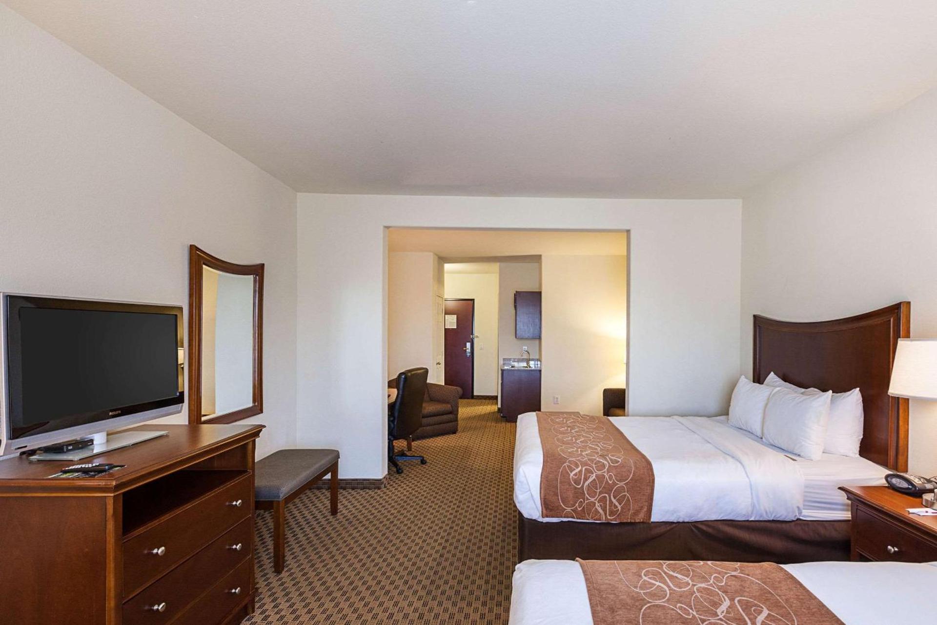 Comfort Suites San Antonio North - Stone Oak photo 22