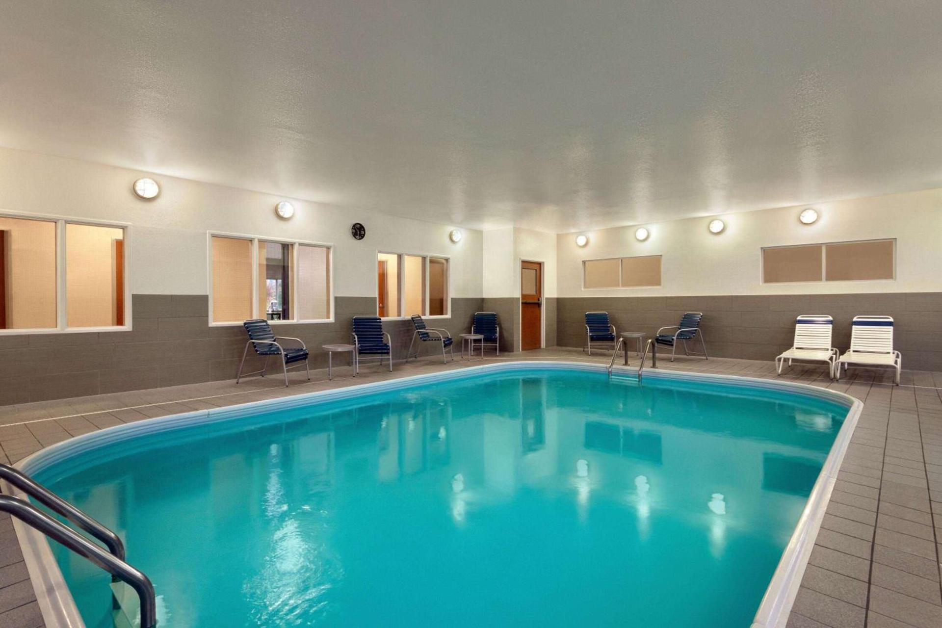 Best Western Plus Paper Valley Hotel photo 5