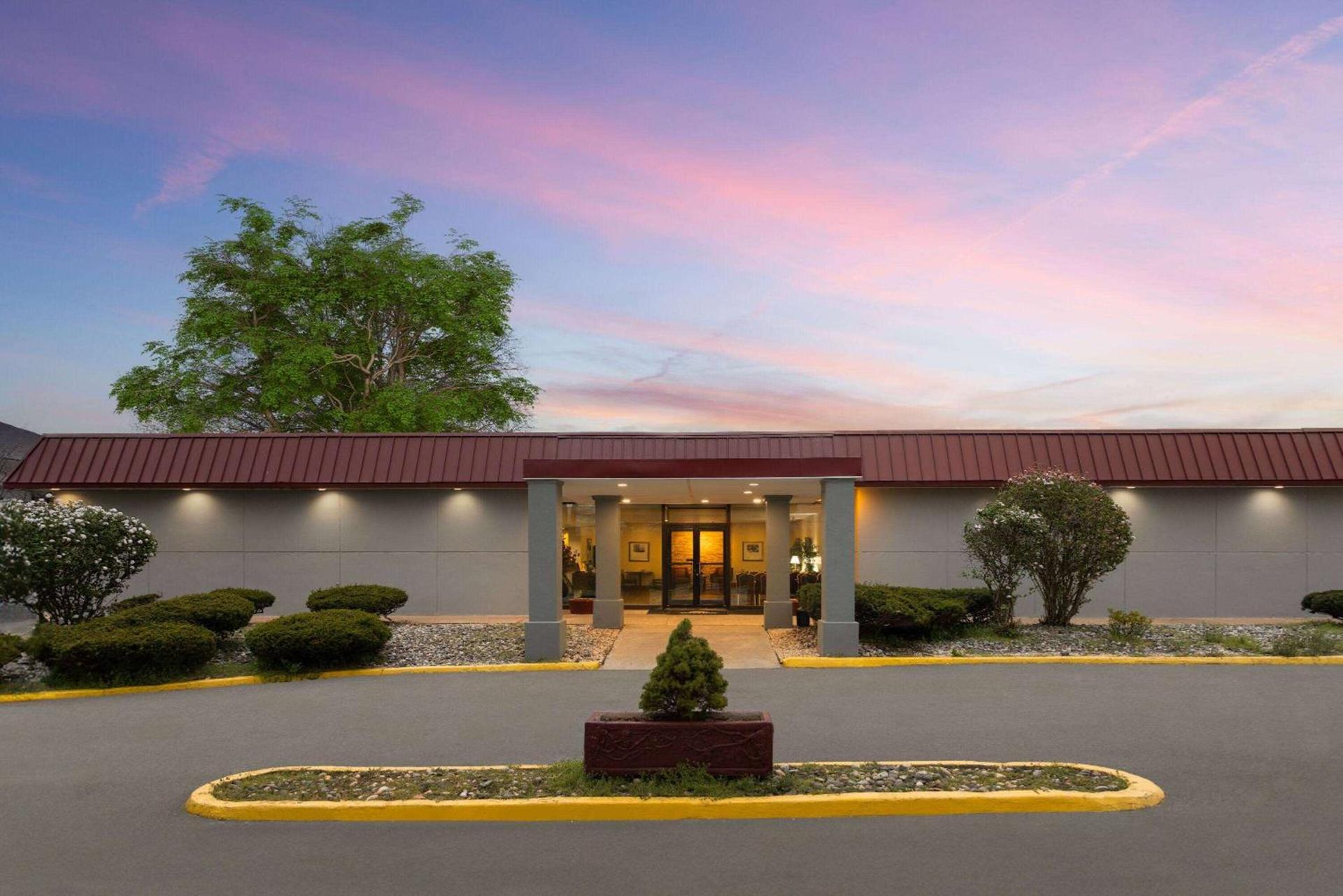 Days Inn by Wyndham Pottstown photo 4