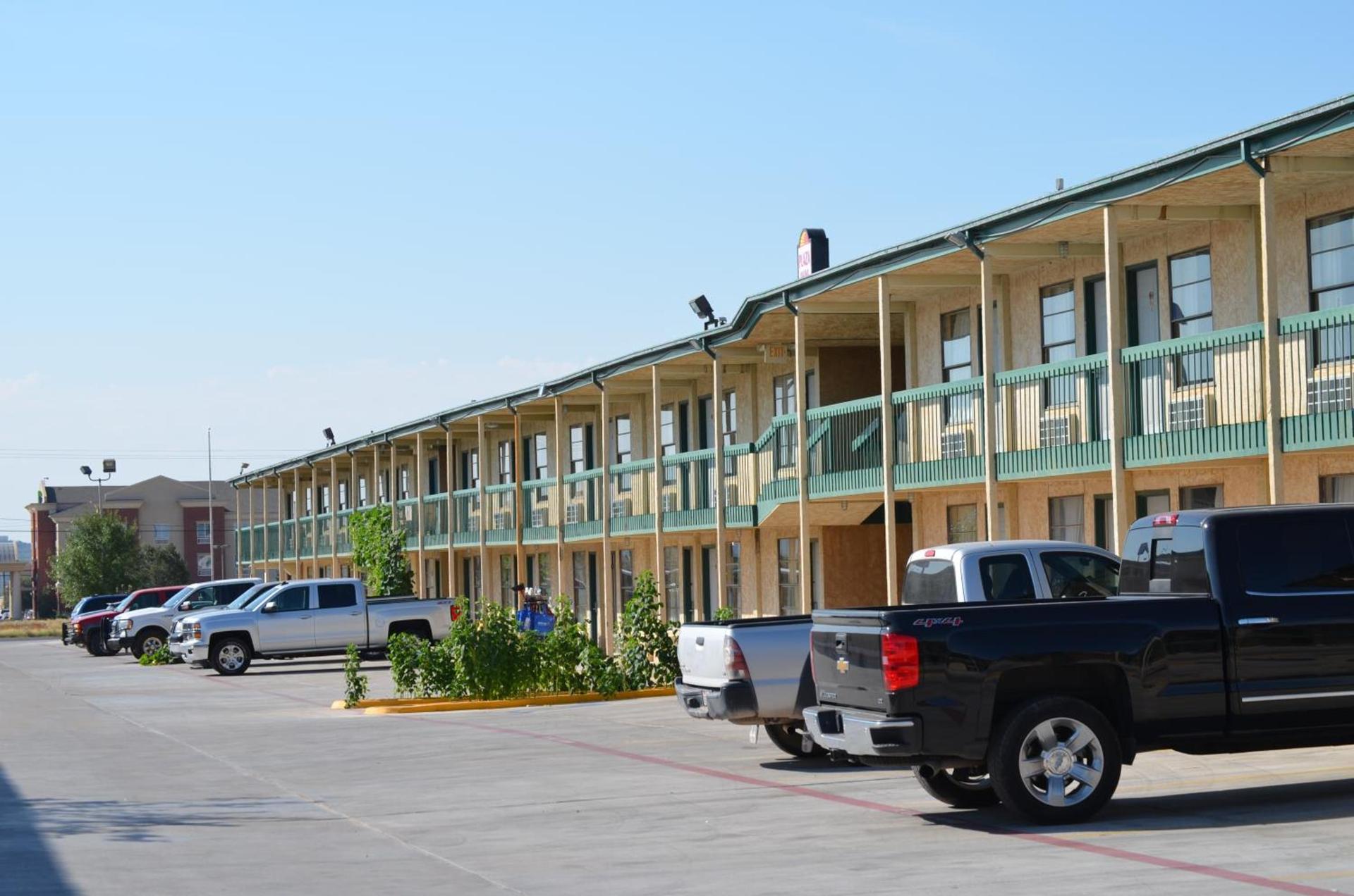 Plaza Inn photo 11