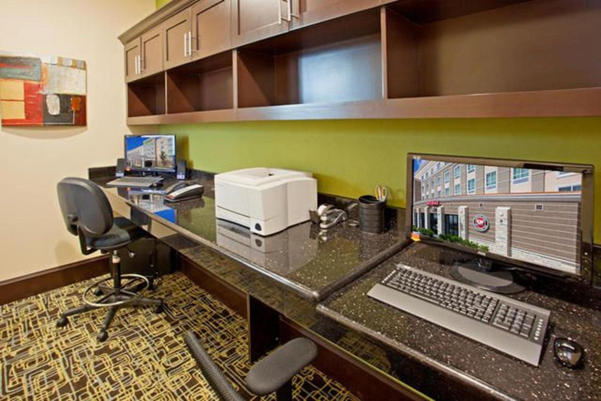 Holiday Inn Hou Energy Corridor Eldridge by IHG photo 5