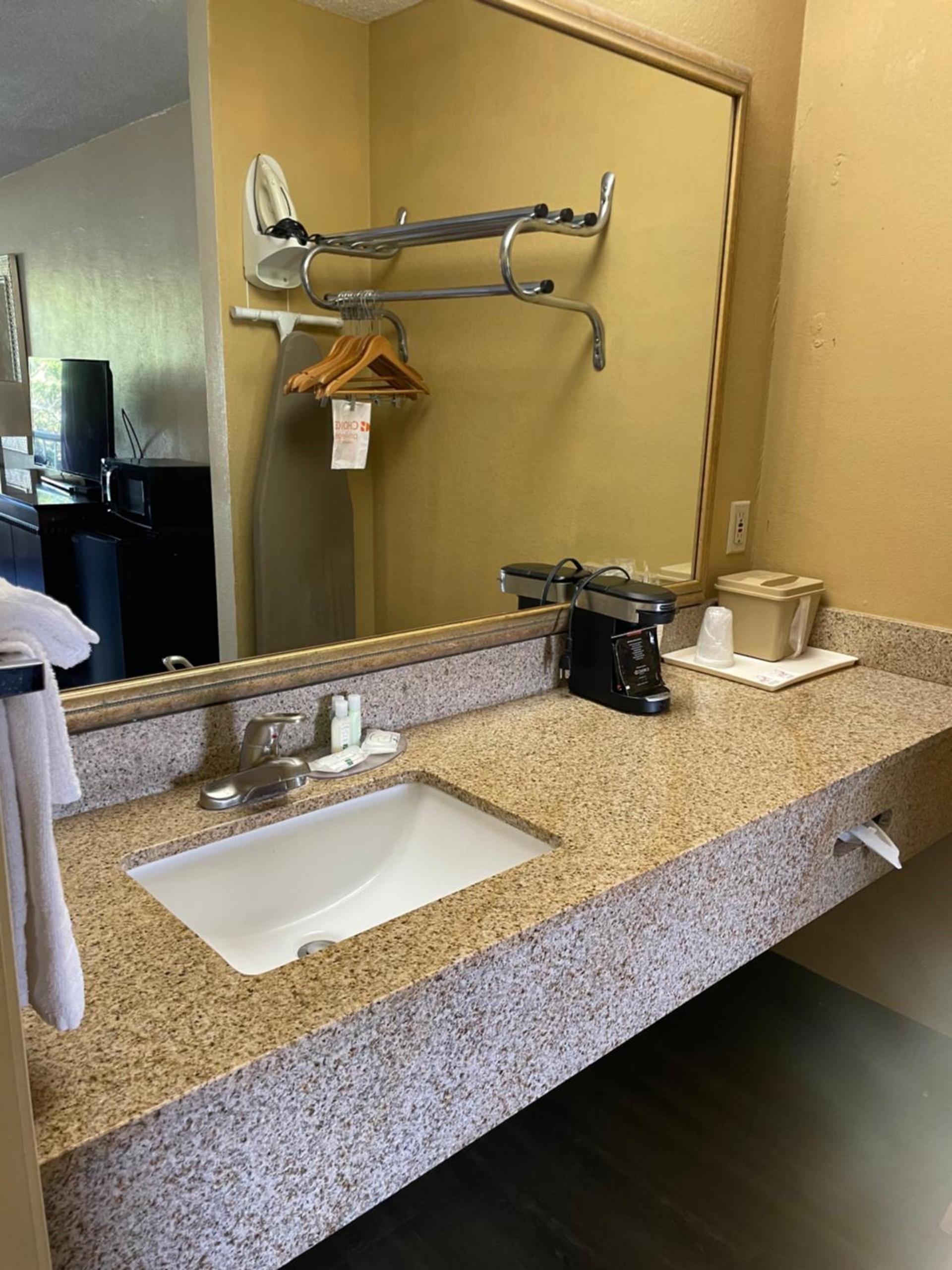 Quality Inn Alachua - Gainesville Area photo 36
