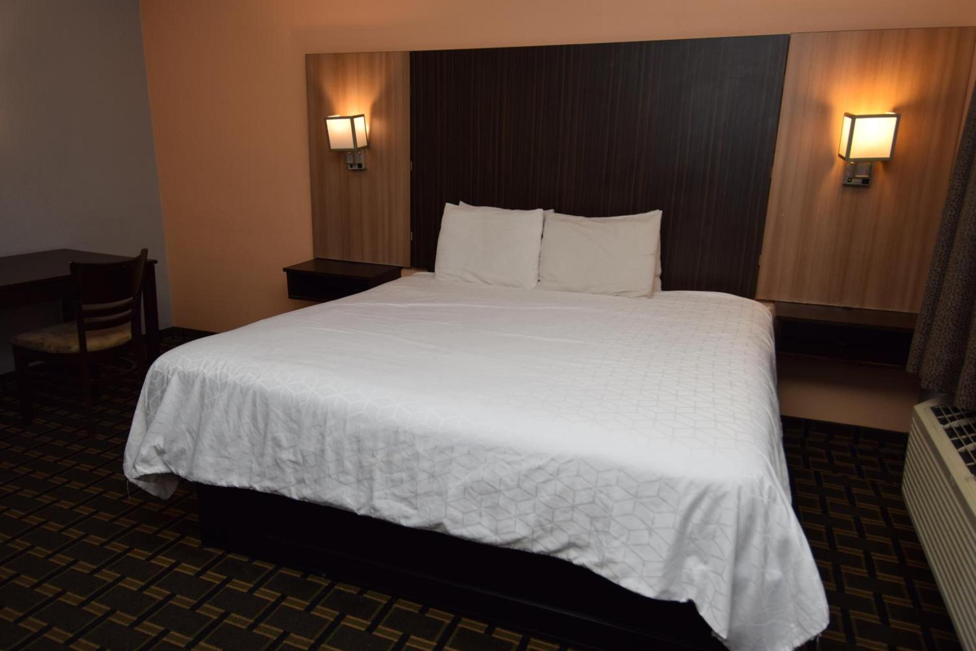 University Manor Inn photo 23