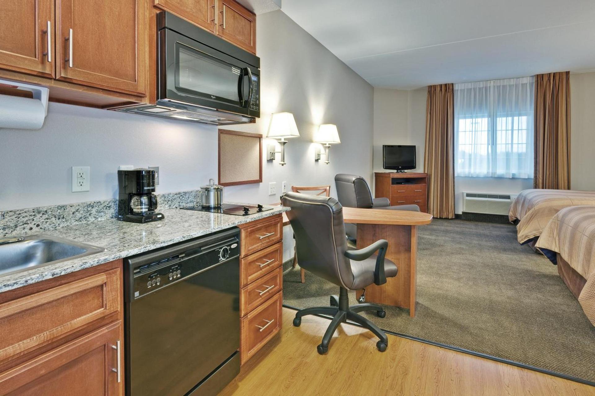 Candlewood Suites Murfreesboro by IHG photo 29