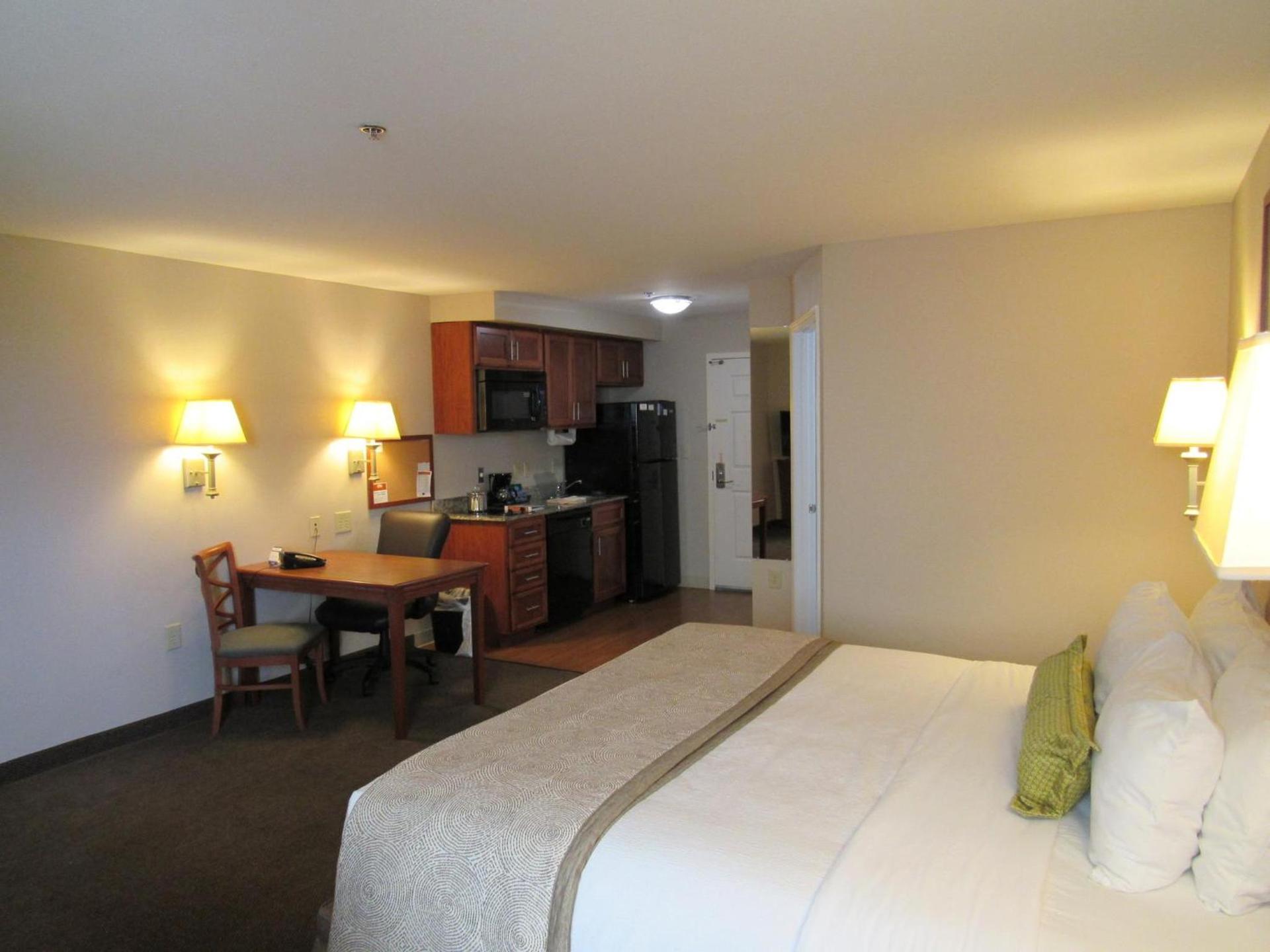 Candlewood Suites Murfreesboro by IHG photo 43
