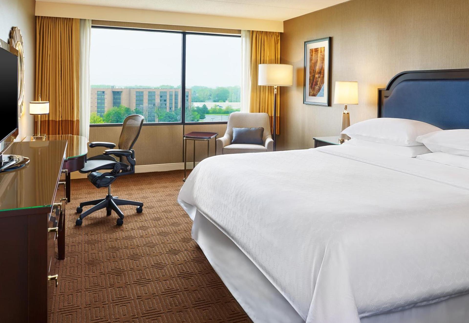Sheraton Lisle Naperville Hotel photo 11