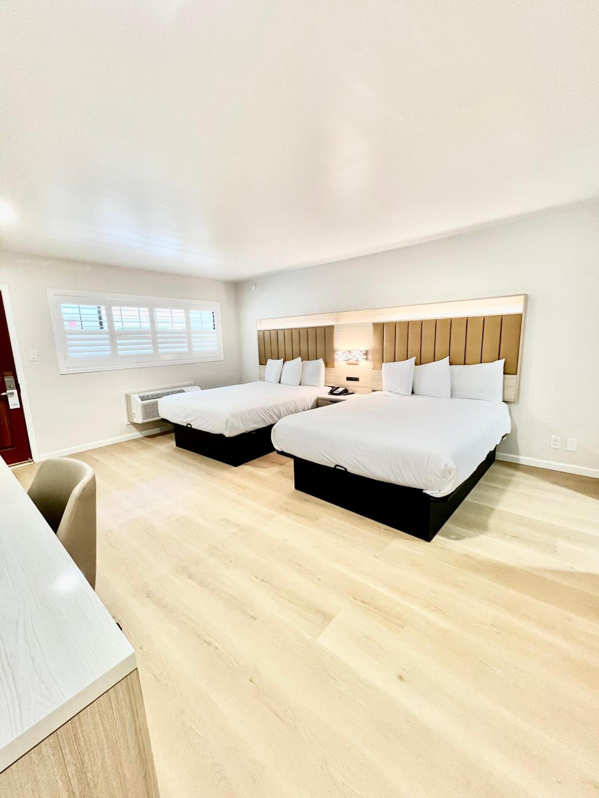 Nob Hill Motor Inn -Newly Updated Rooms! photo 21