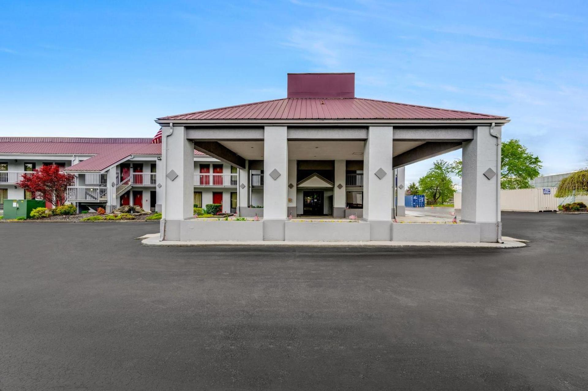 Red Roof Inn Kingsport photo 19