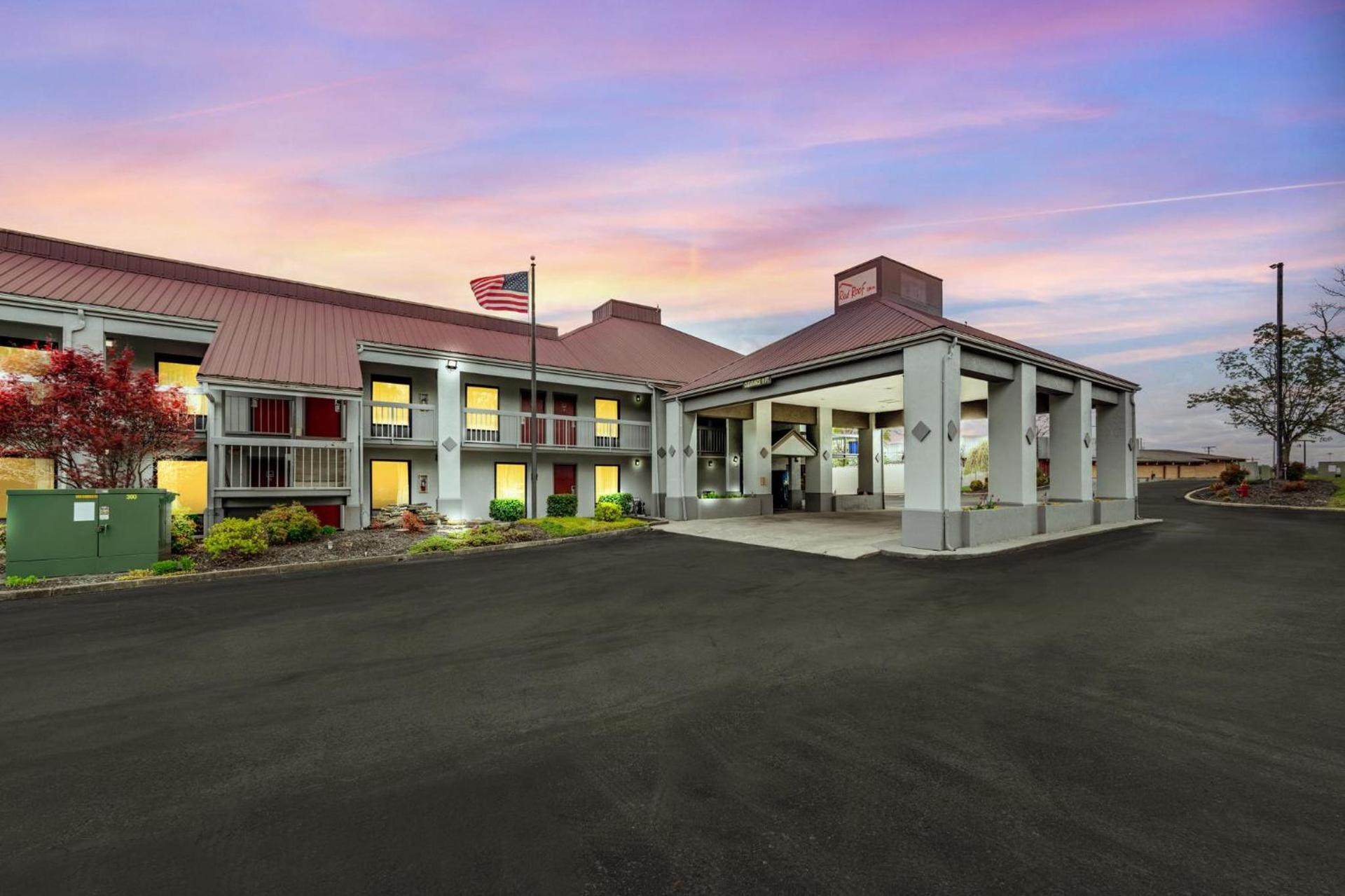Red Roof Inn Kingsport photo 23