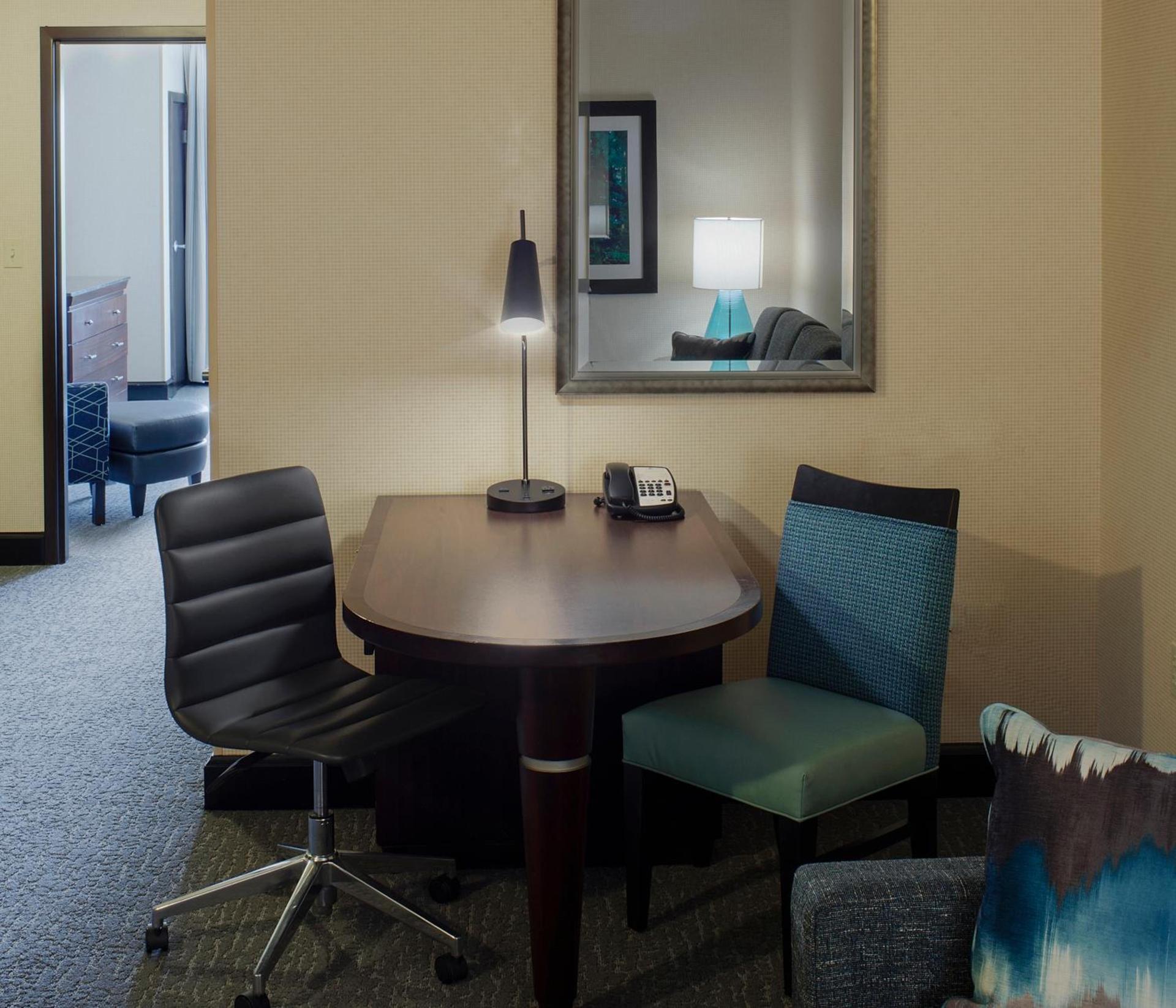 DoubleTree Suites by Hilton Bentonville photo 32