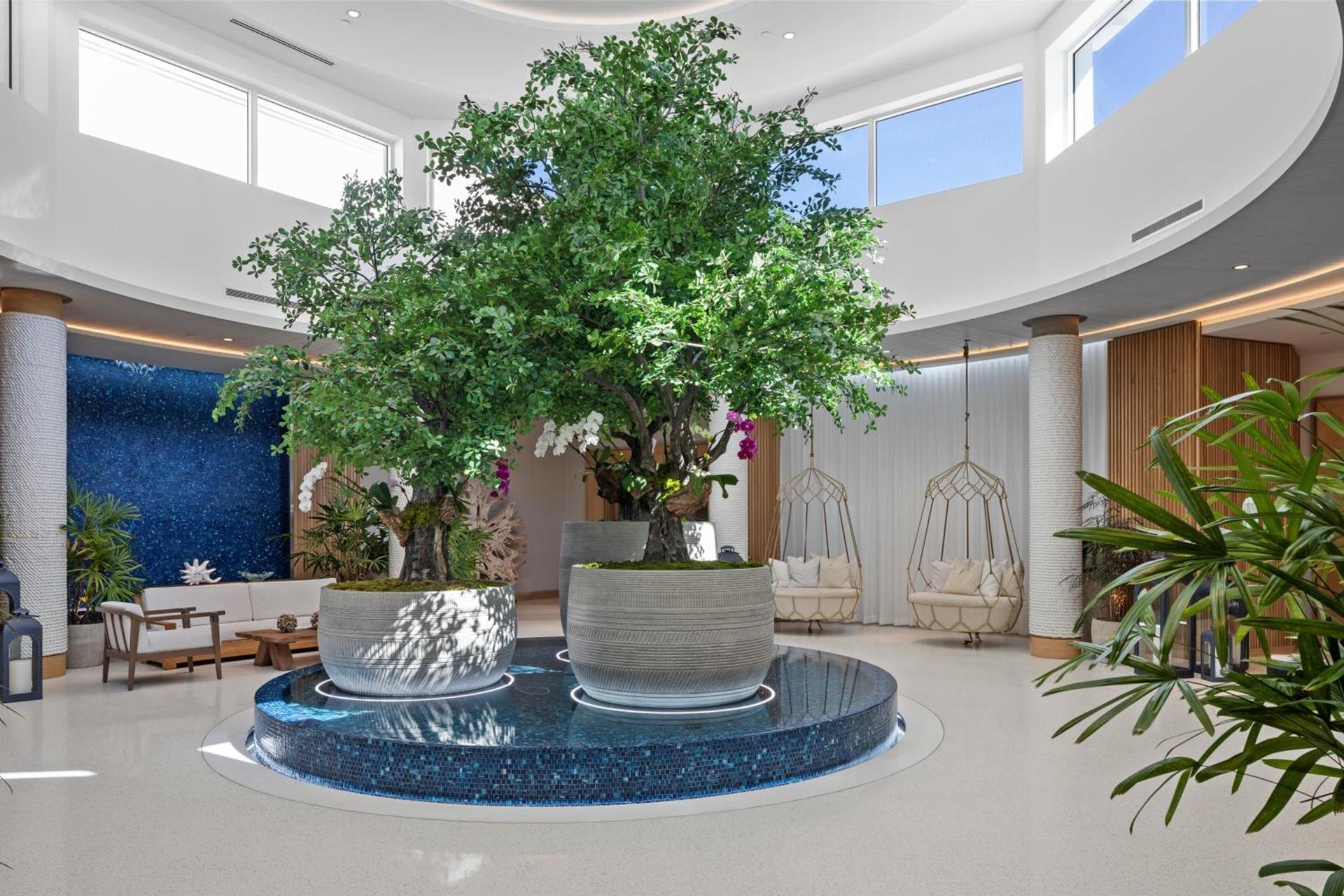 Opal Grand Oceanfront Resort & Spa photo 39