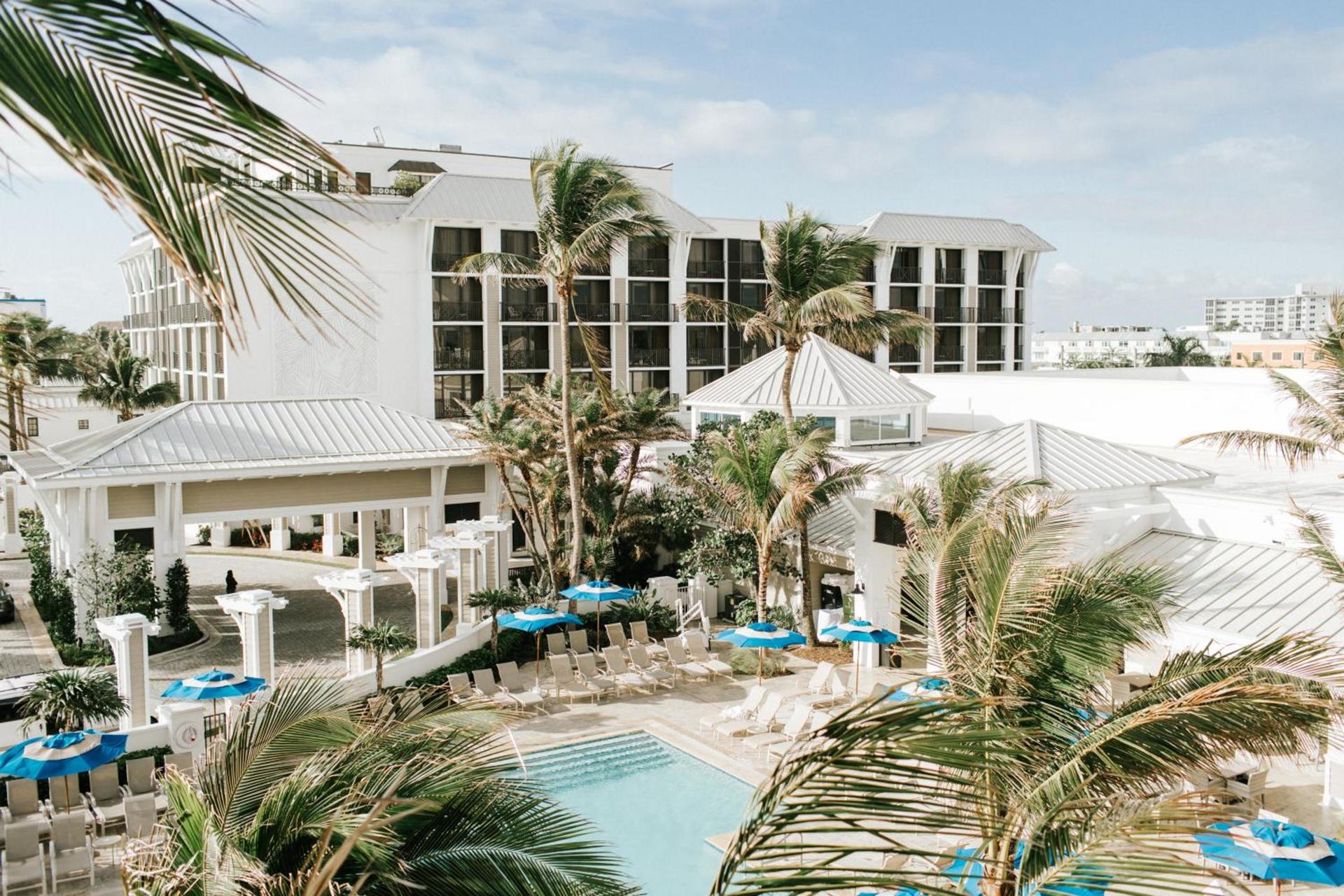 Opal Grand Oceanfront Resort & Spa photo 40