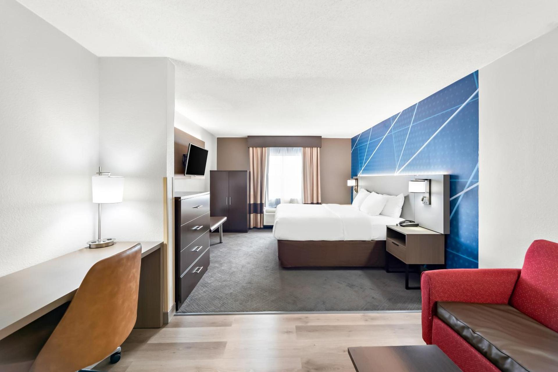 Comfort Suites Columbus photo 60