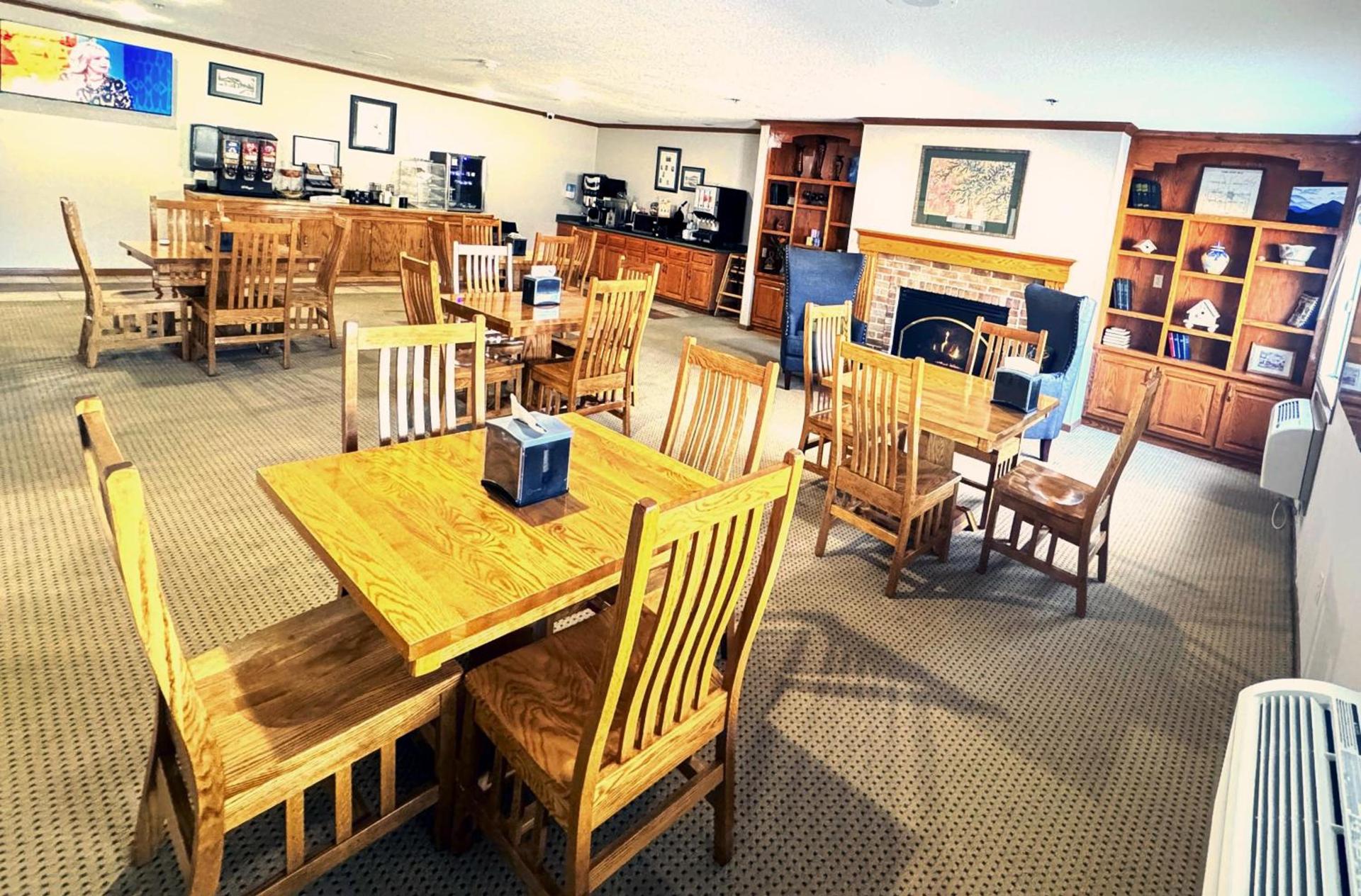 Country Trails Inn &Suites photo 10