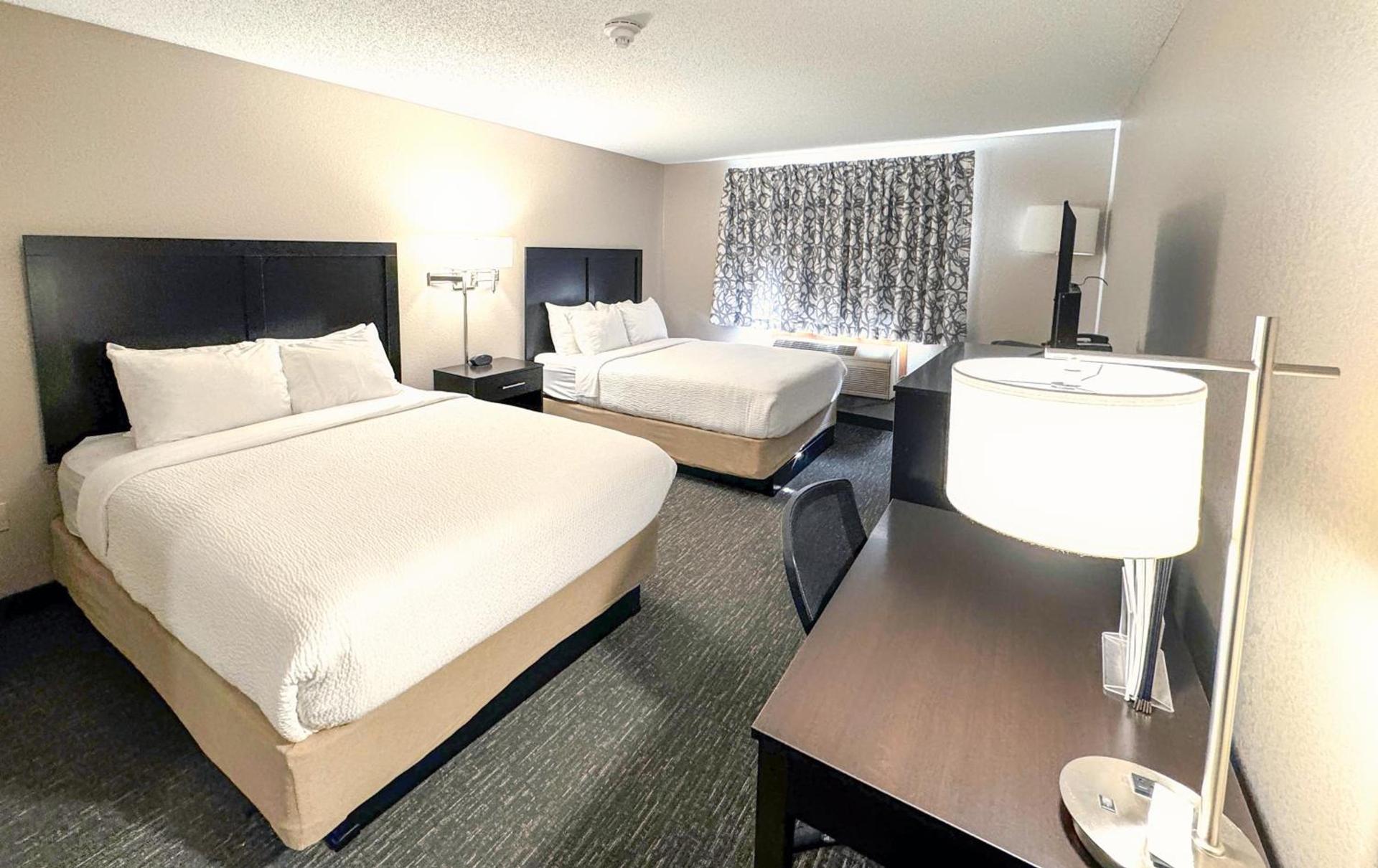 Country Trails Inn &Suites photo 16