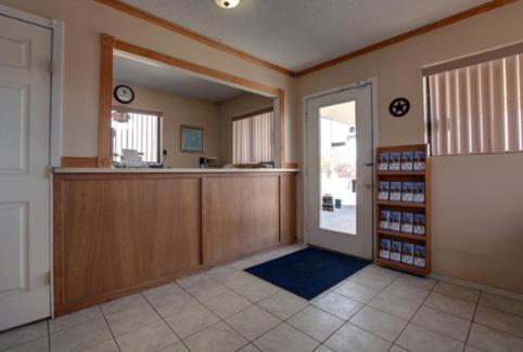 Americas Best Value Inn Comanche photo 3