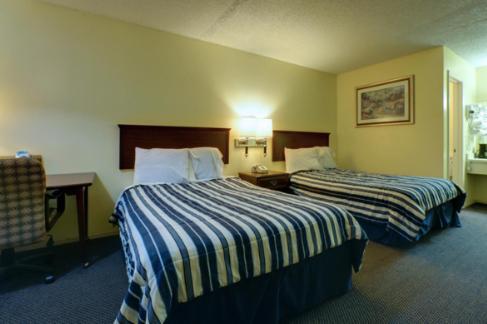 Americas Best Value Inn Comanche photo 7