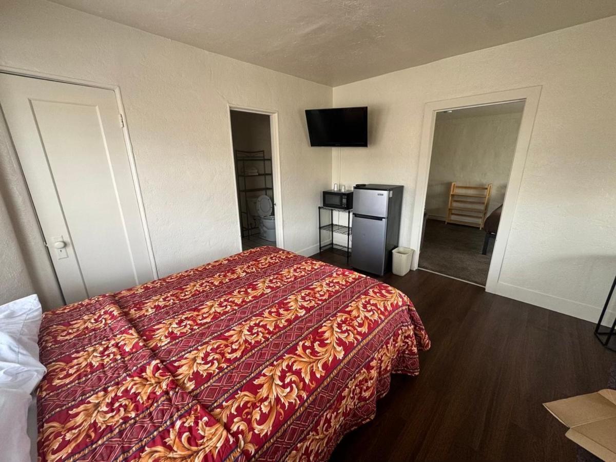 The Oaks Motel photo 4