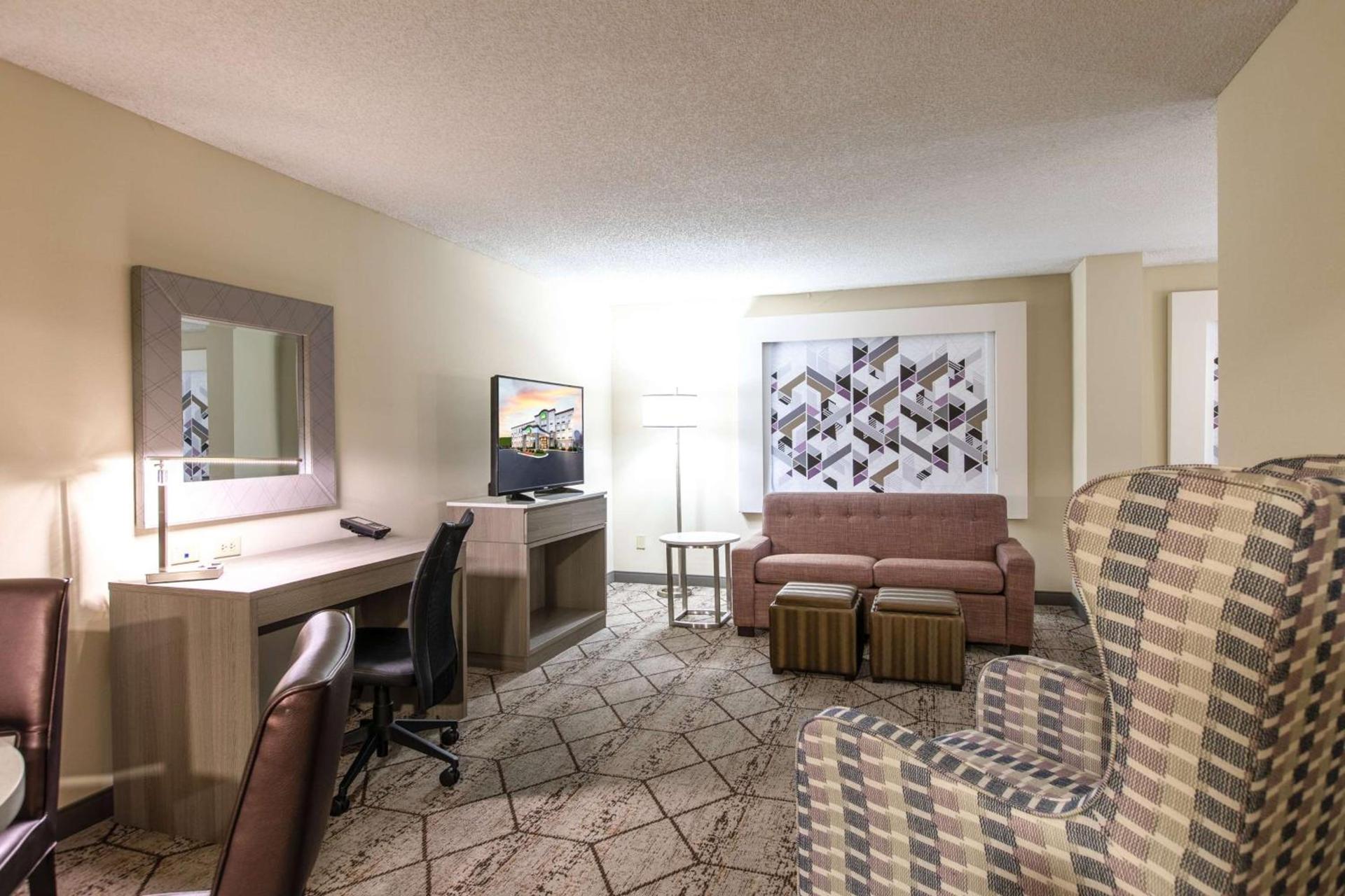 Wingate by Wyndham Charlotte Concord Mills/Speedway photo 16