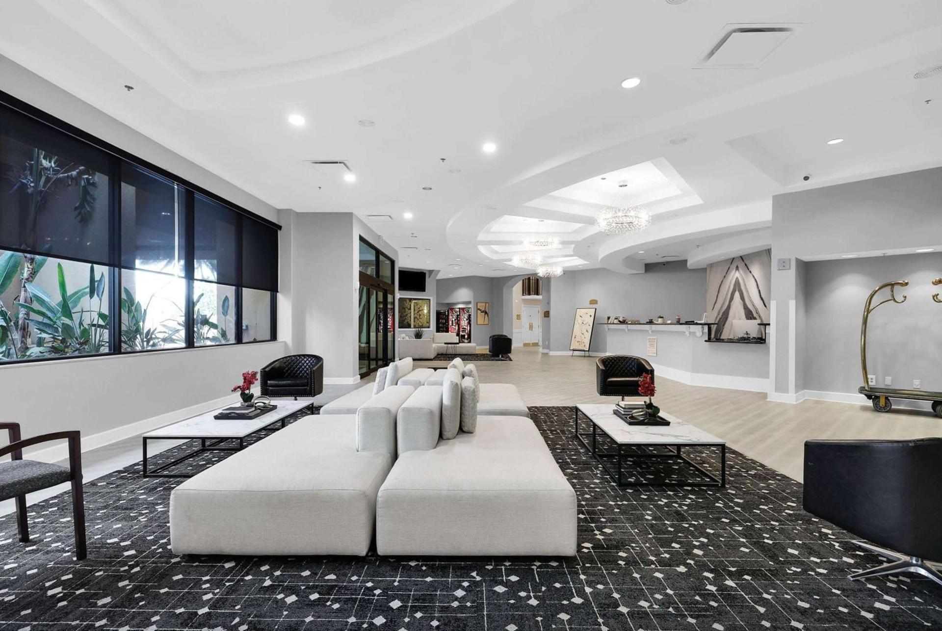 Ramada by Wyndham Jacksonville I-95 by Butler Blvd photo 19