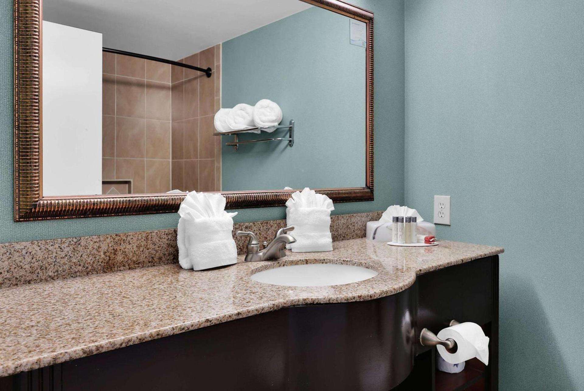 Ramada by Wyndham Jacksonville I-95 by Butler Blvd photo 55