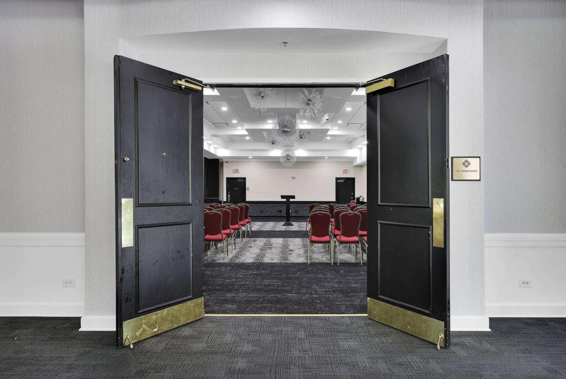 Ramada by Wyndham Jacksonville I-95 by Butler Blvd photo 58