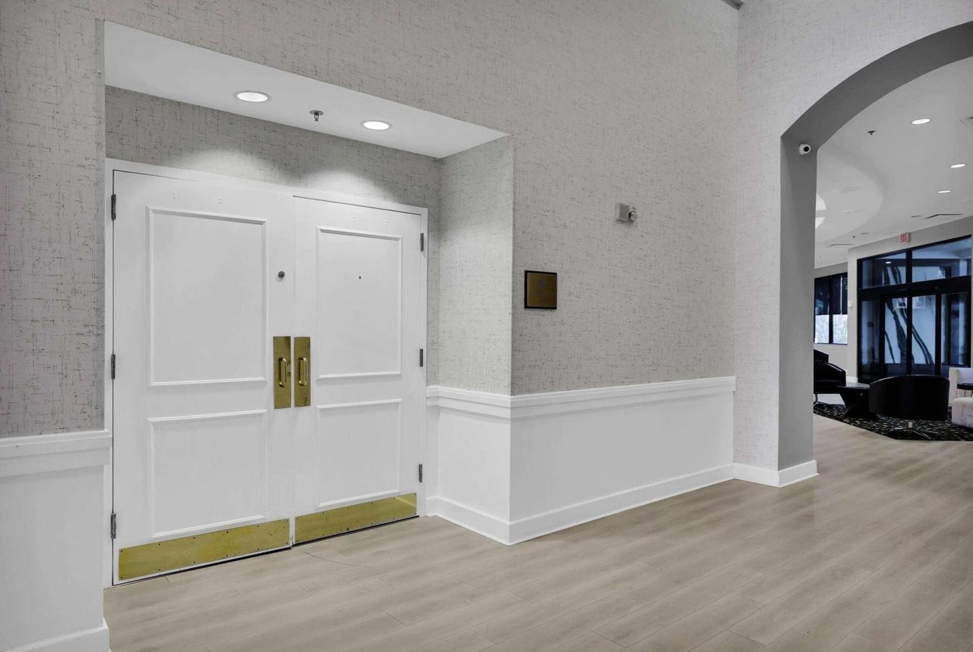 Ramada by Wyndham Jacksonville I-95 by Butler Blvd photo 71