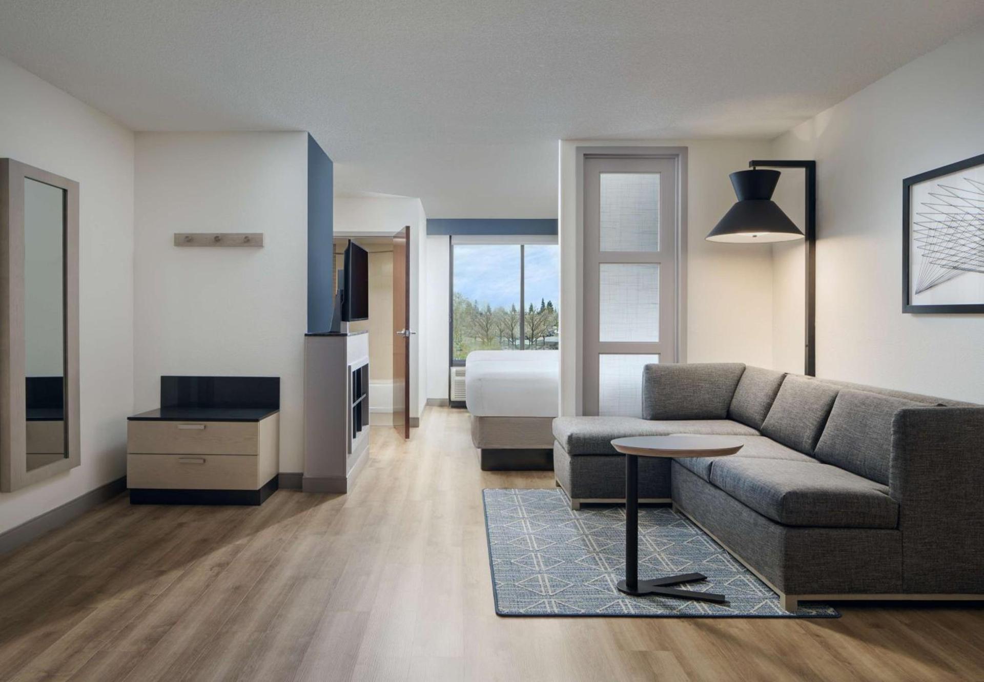 Hyatt Place Sacramento Rancho Cordova photo 27
