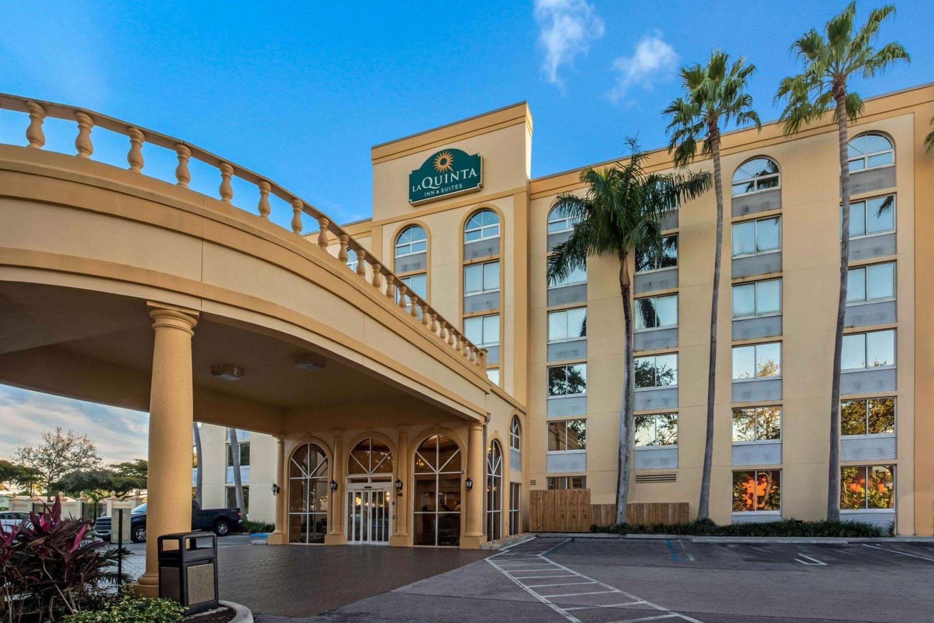 La Quinta by Wyndham West Palm Beach Airport photo 27