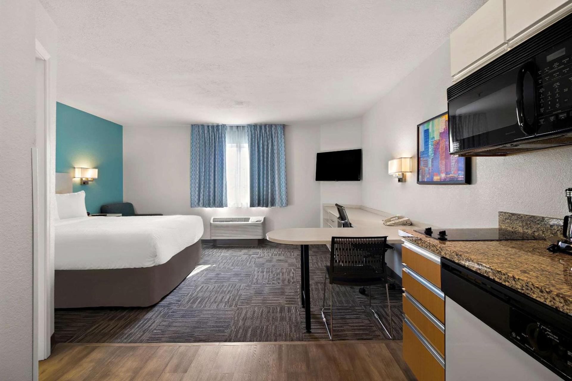 MainStay Suites Salt Lake City Fort Union photo 11