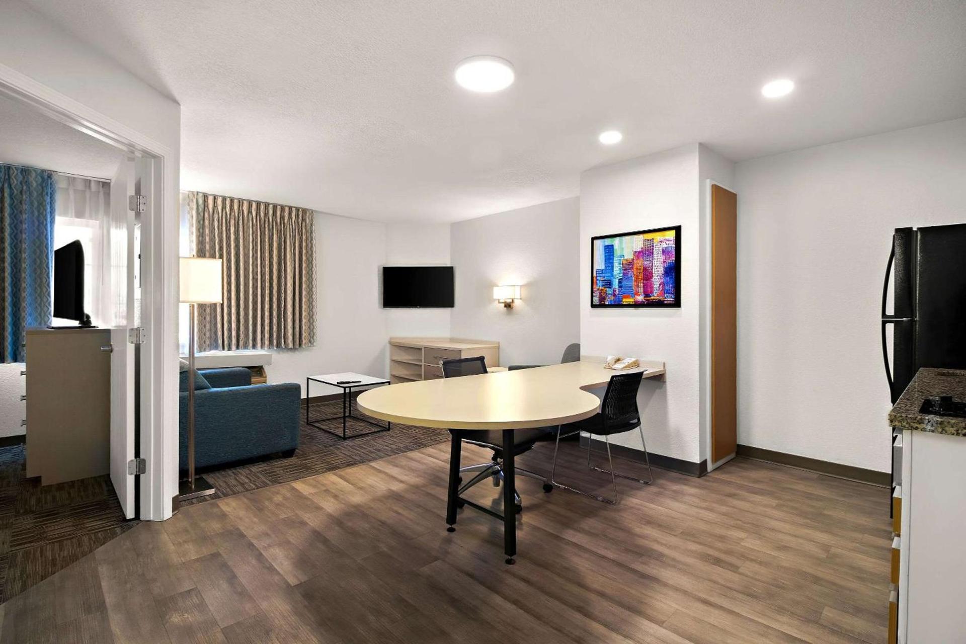 MainStay Suites Salt Lake City Fort Union photo 14