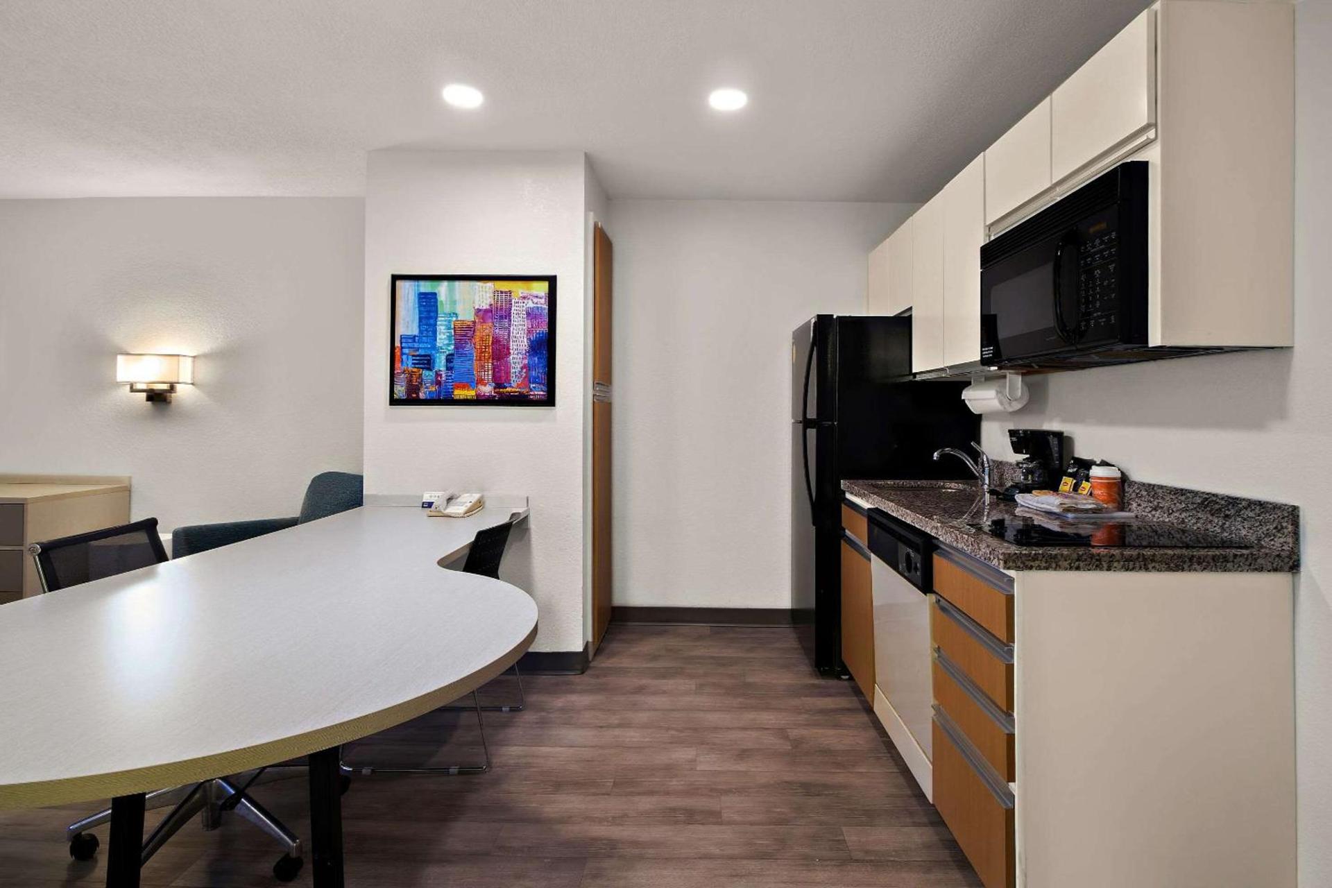 MainStay Suites Salt Lake City Fort Union photo 15
