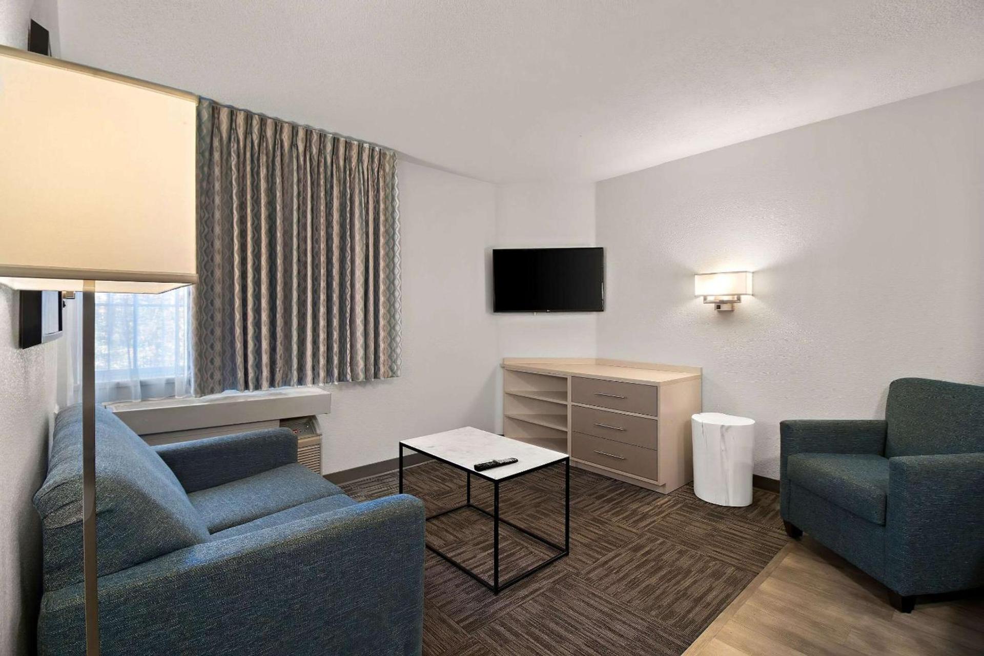 MainStay Suites Salt Lake City Fort Union photo 17