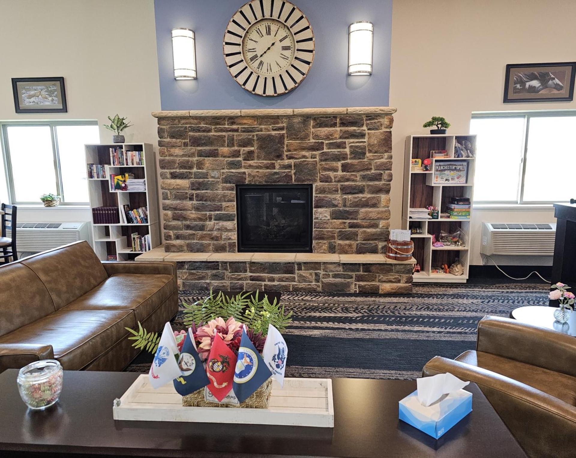 Cobblestone Inn & Suites – Manchester photo 11