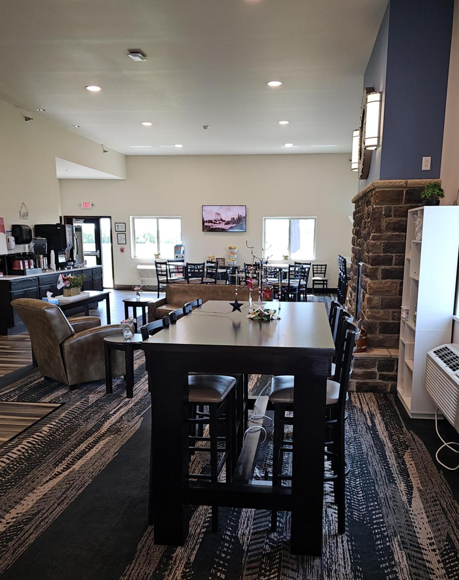 Cobblestone Inn & Suites – Manchester photo 12