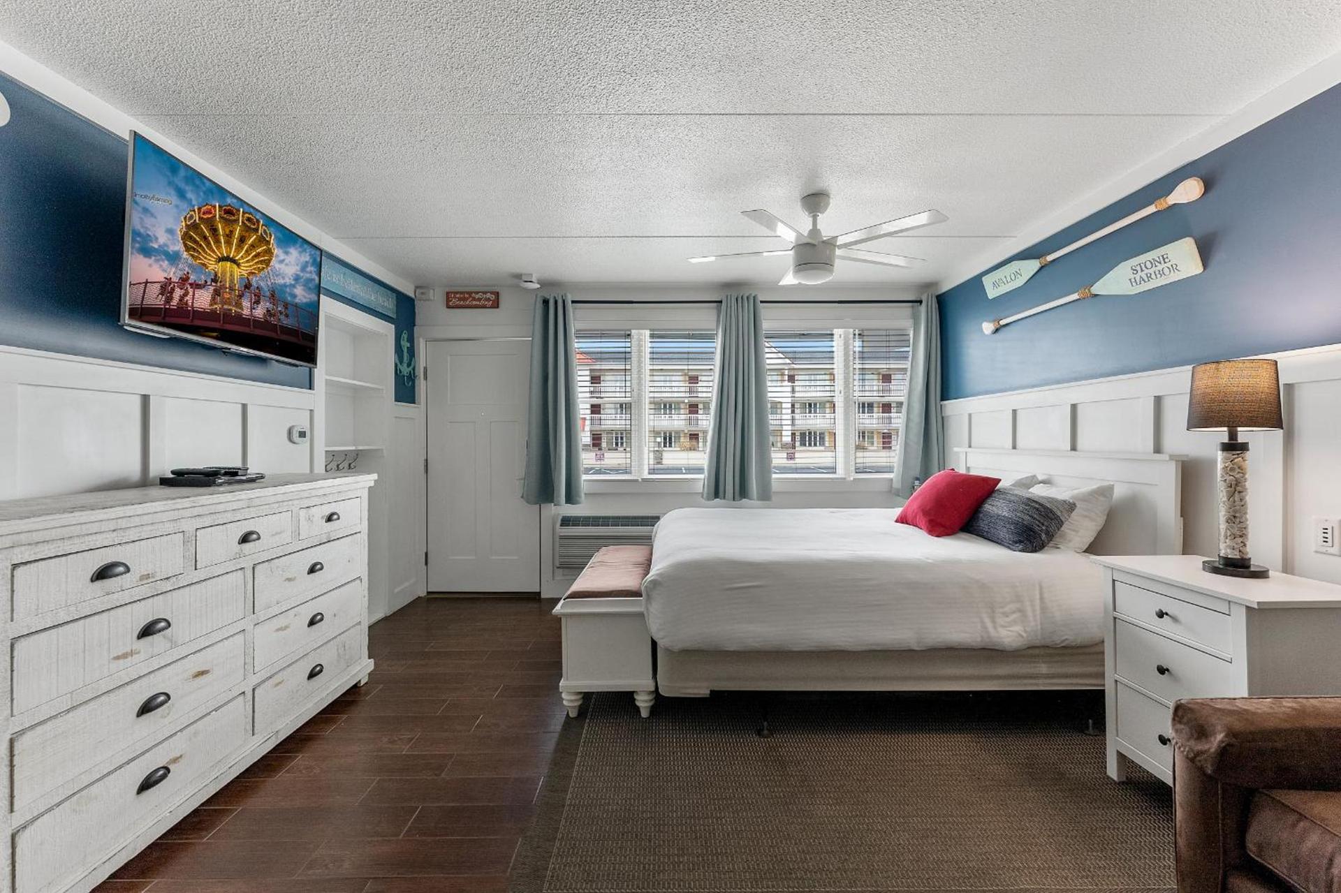 Beachcomber Resort photo 17