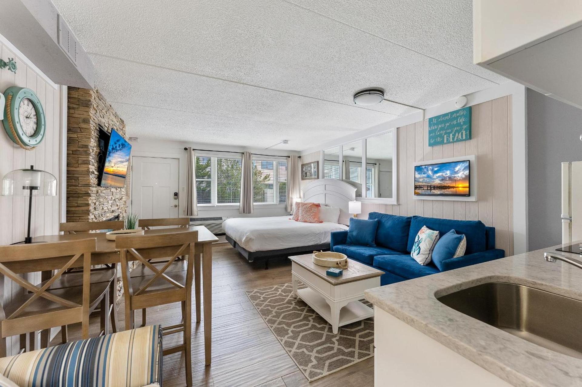 Beachcomber Resort photo 18