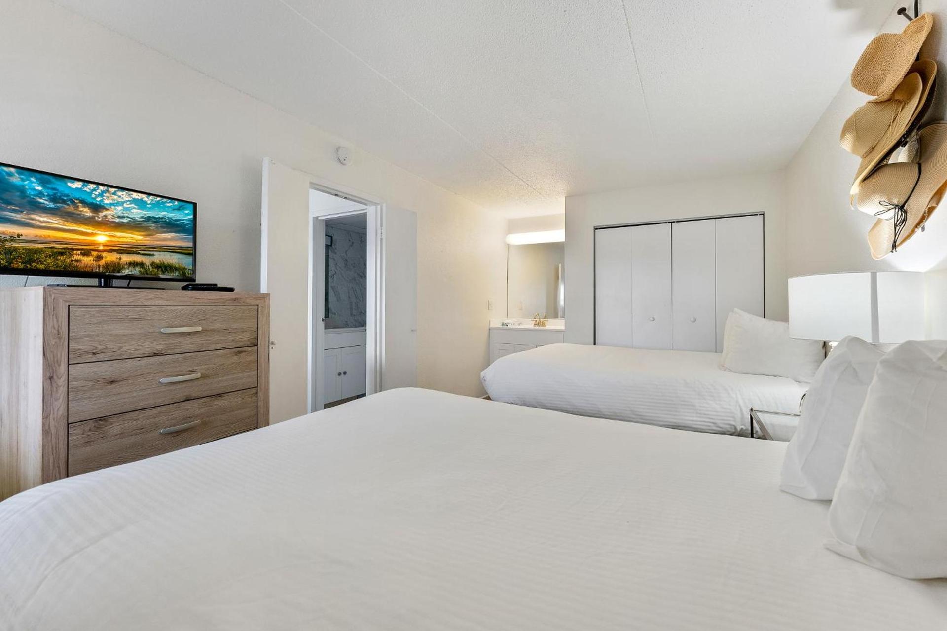 Beachcomber Resort photo 48