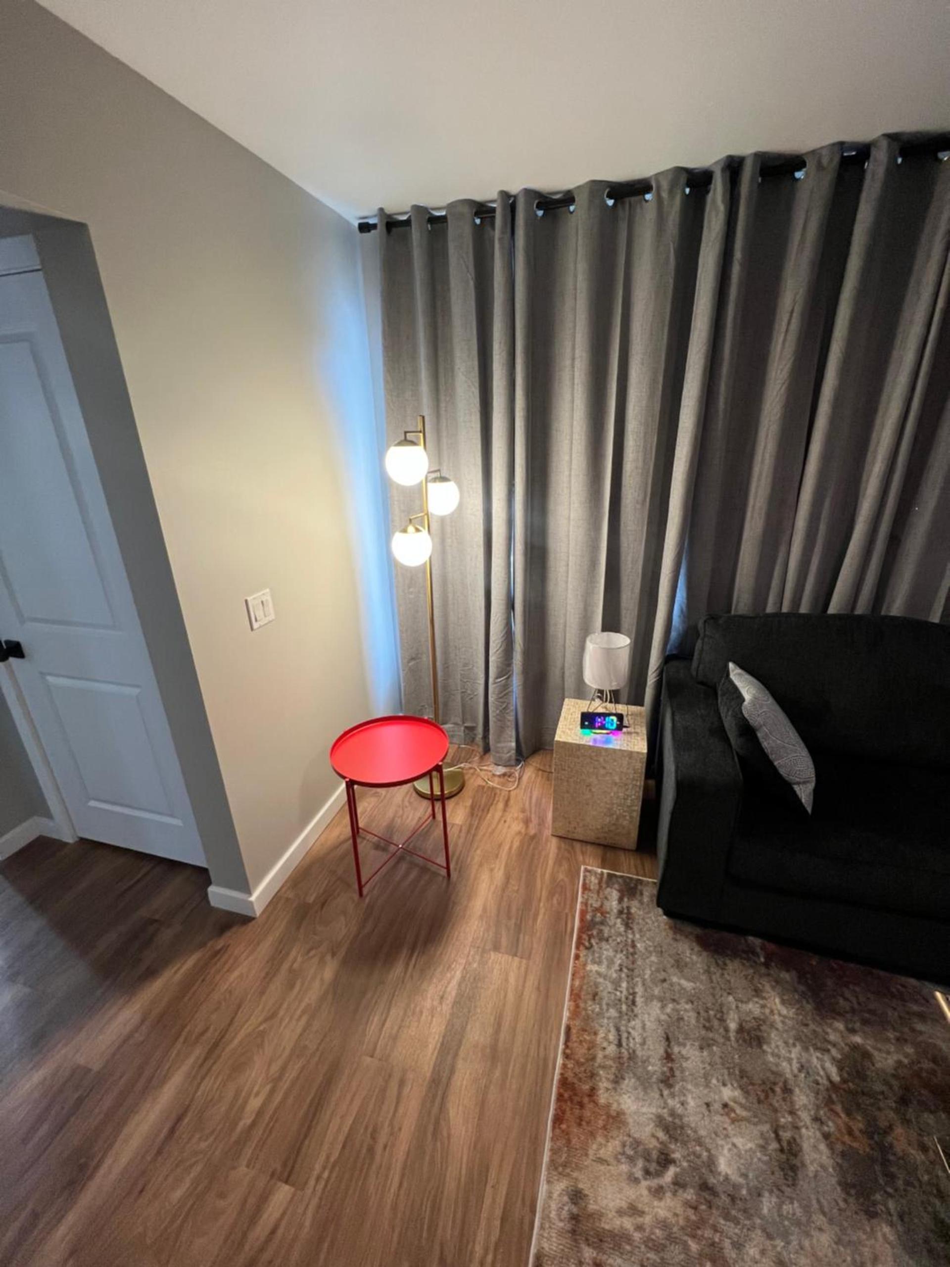 Lighthouse Suites photo 44