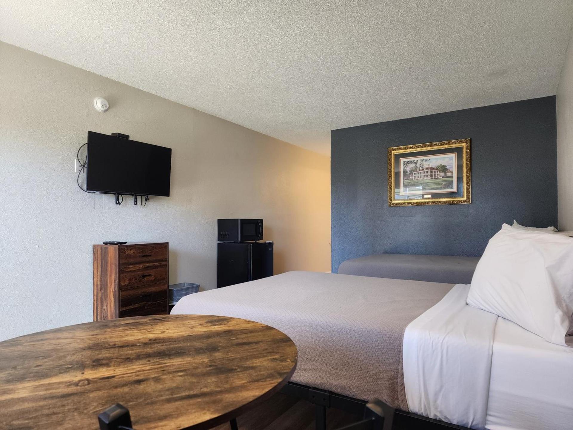 Red Carpet Inn - Houma photo 21