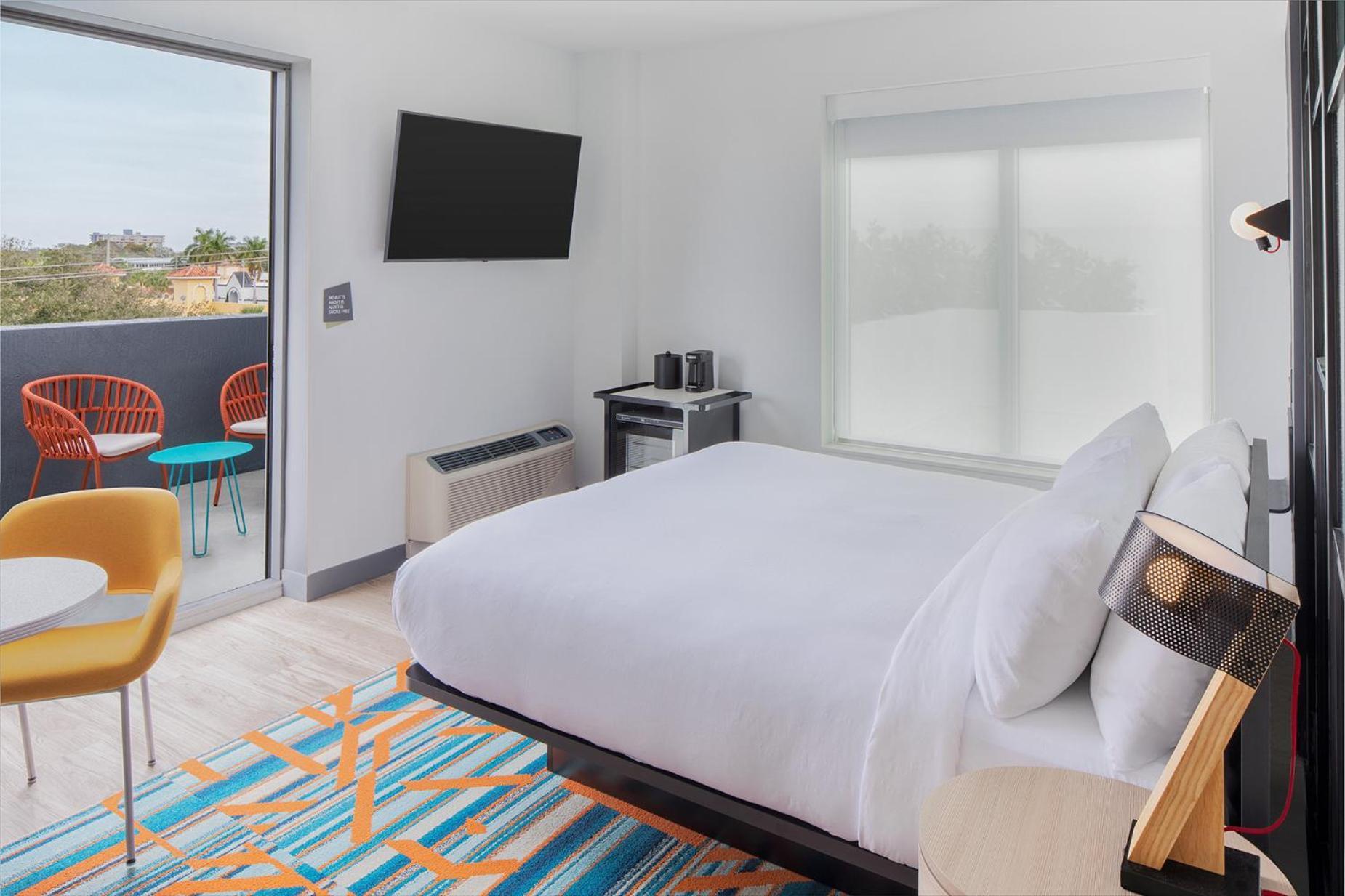 Aloft by Marriott Fort Lauderdale Airport photo 45