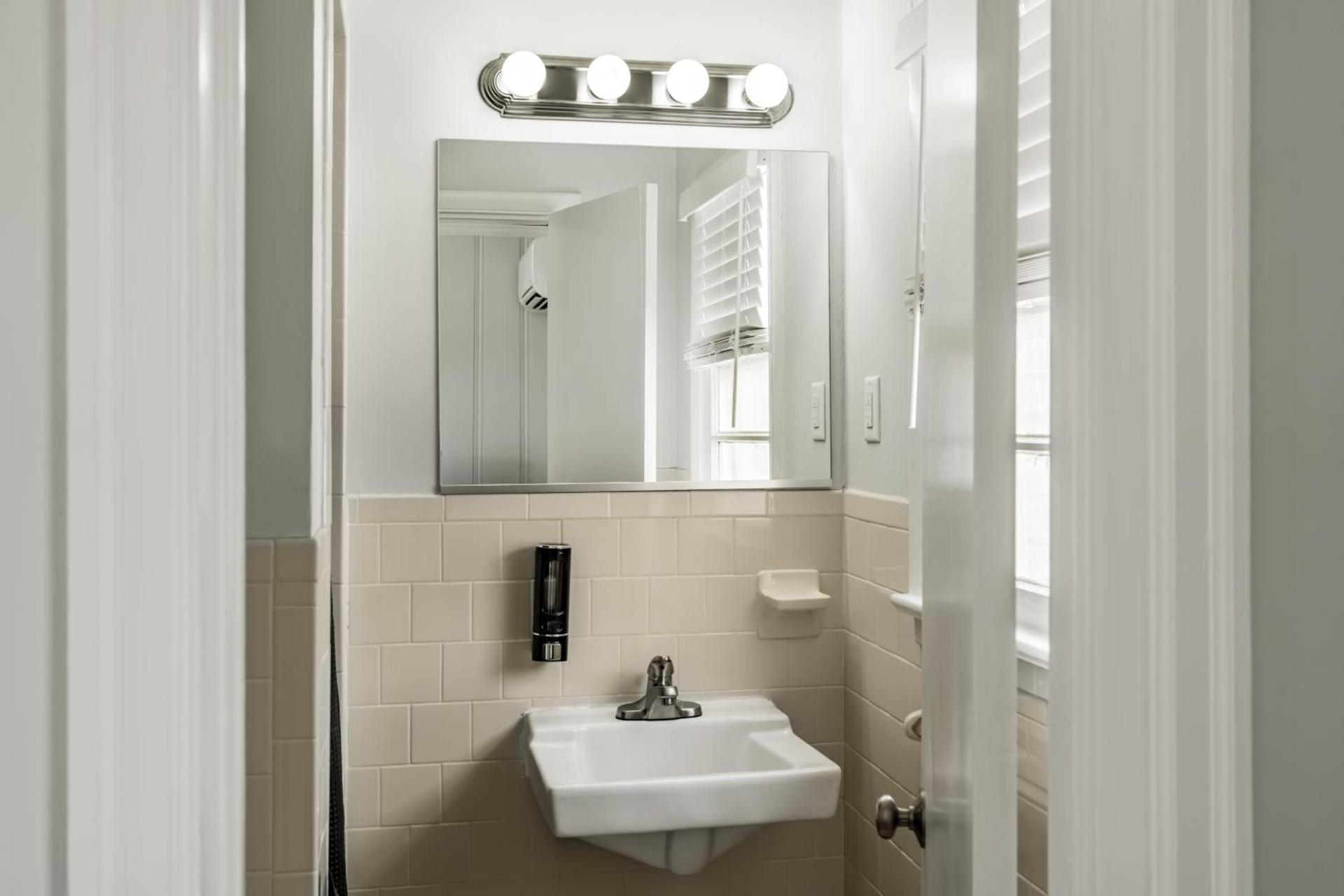 Mia's Boutique Hotel photo 49