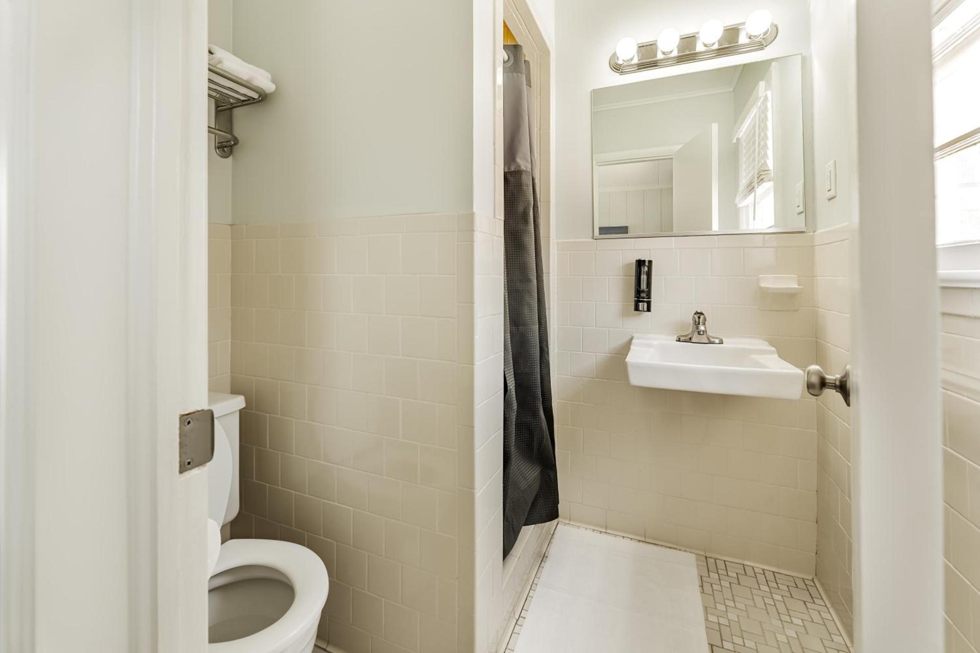 Mia's Boutique Hotel photo 51