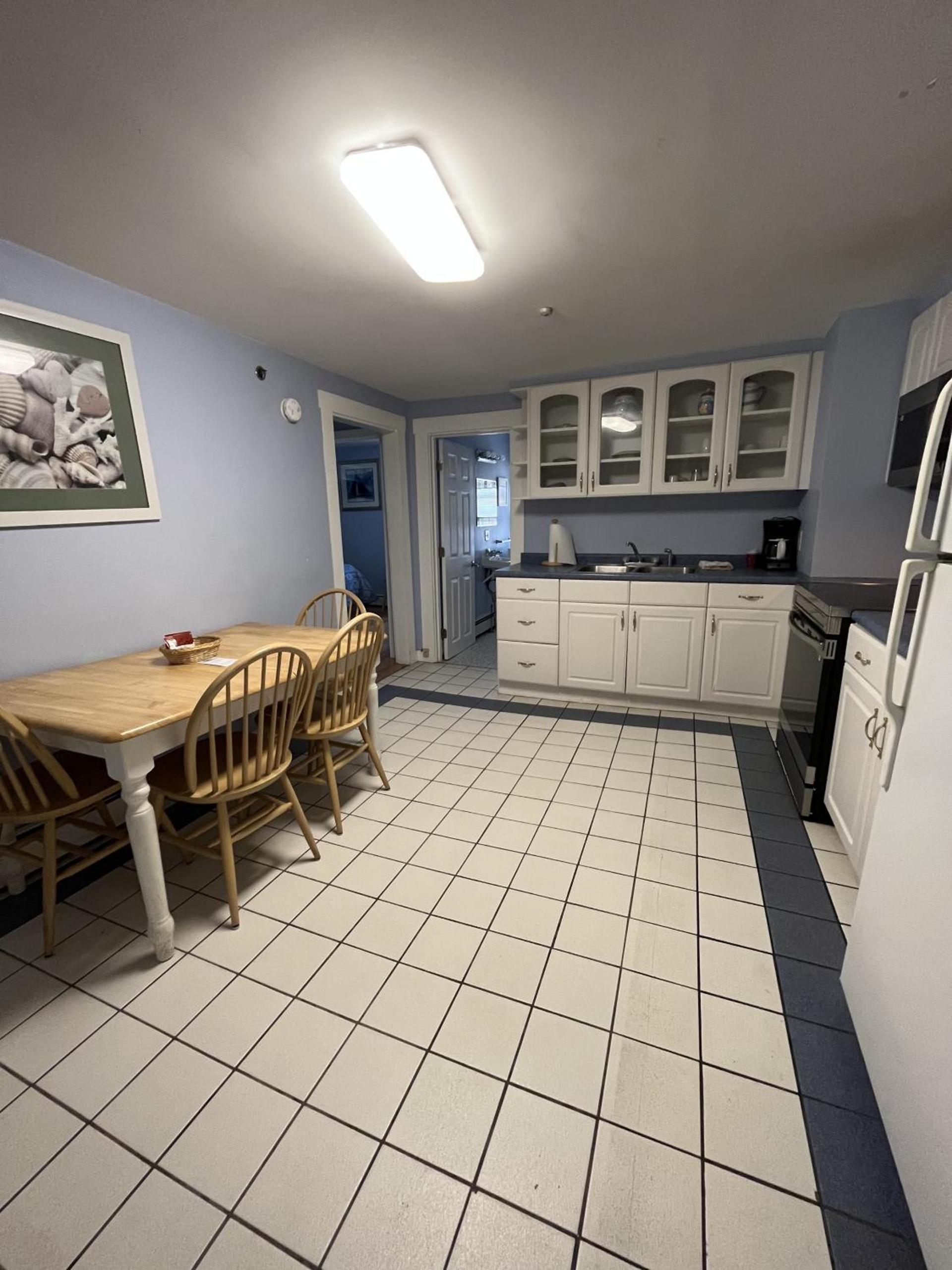 Beau Rivage Motel photo 57